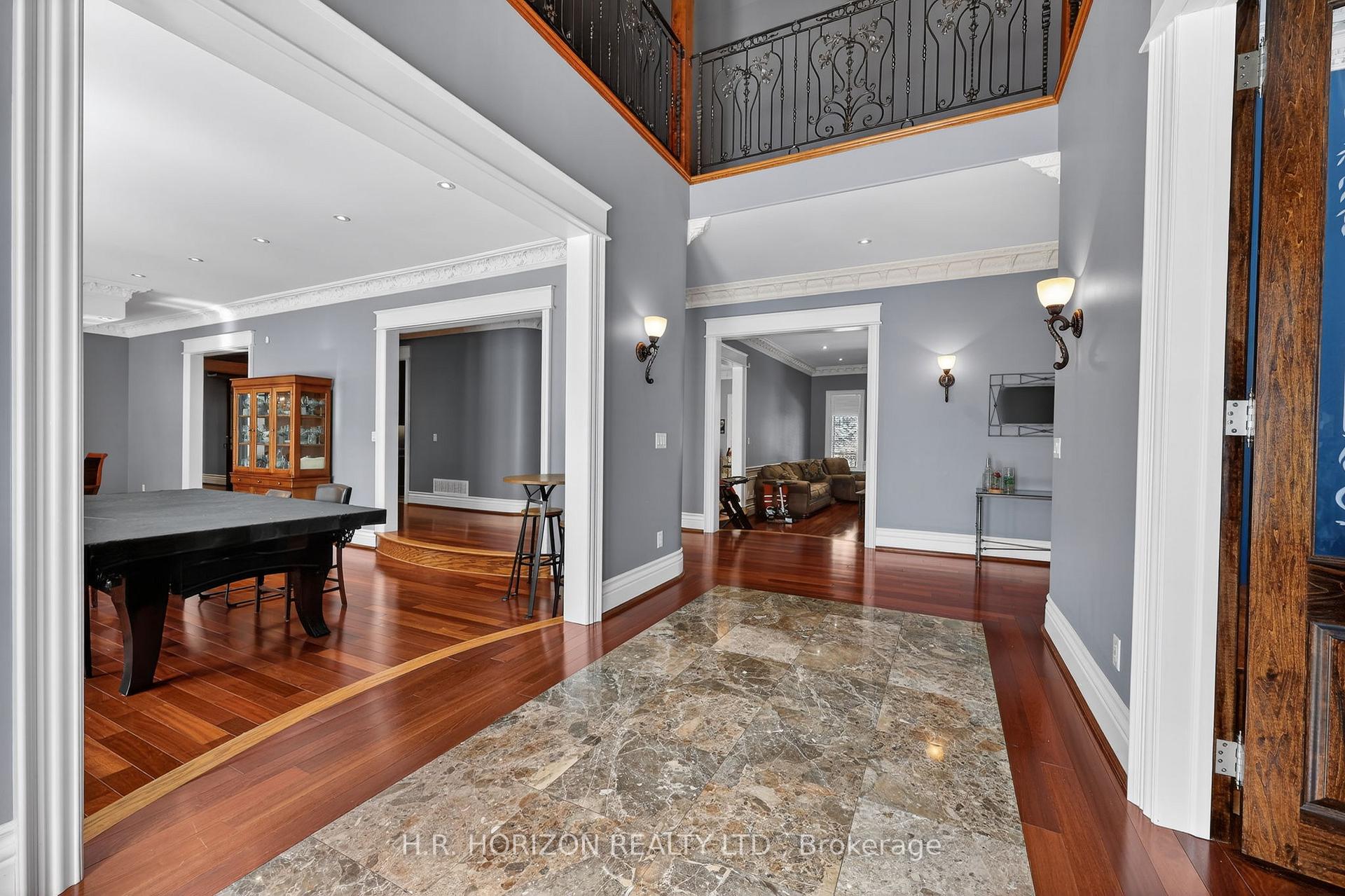 Photo 8 of 13045 Jane Street, King, King City — HOMEH