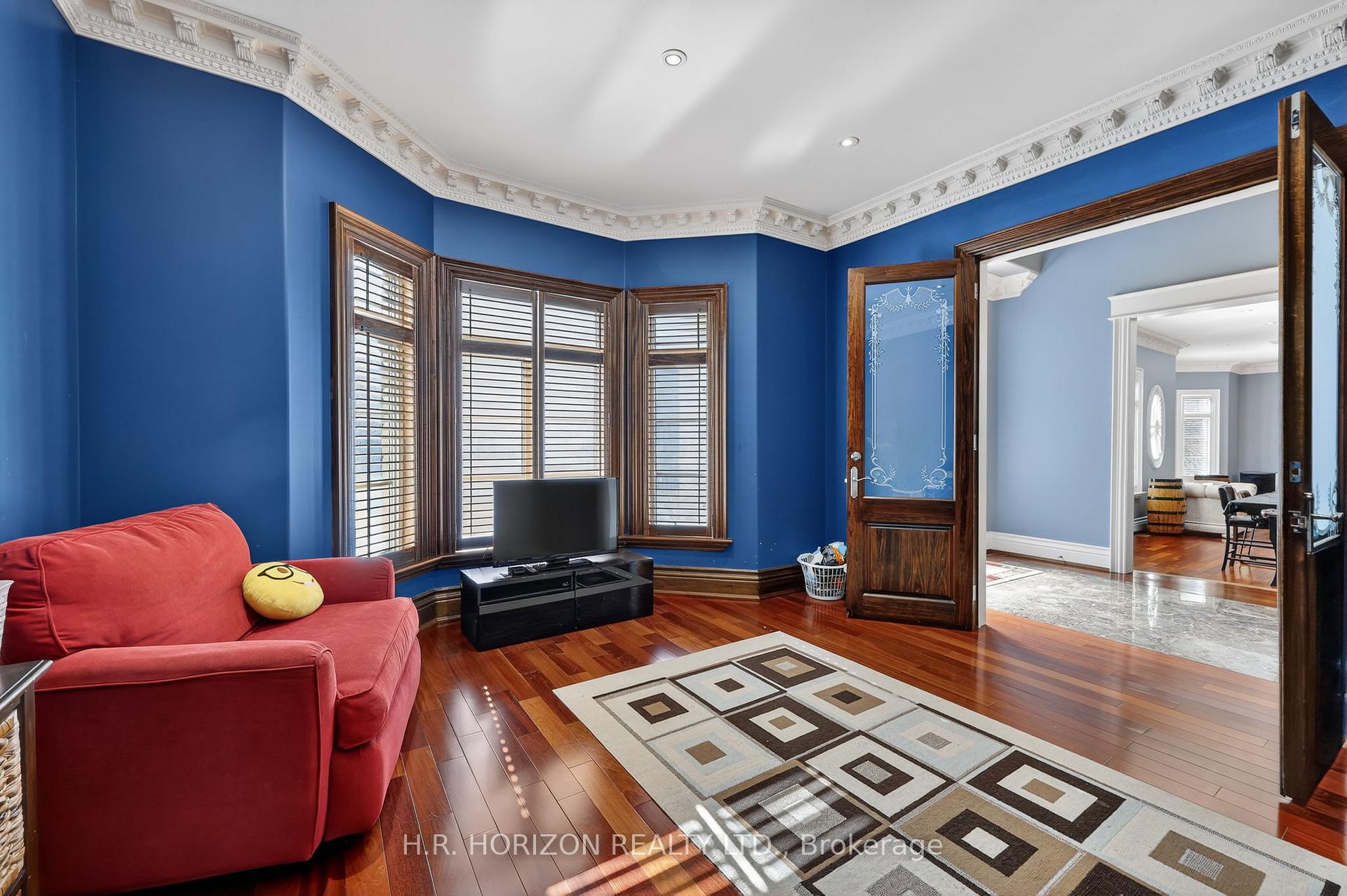 Photo 9 of 13045 Jane Street, King, King City — HOMEH