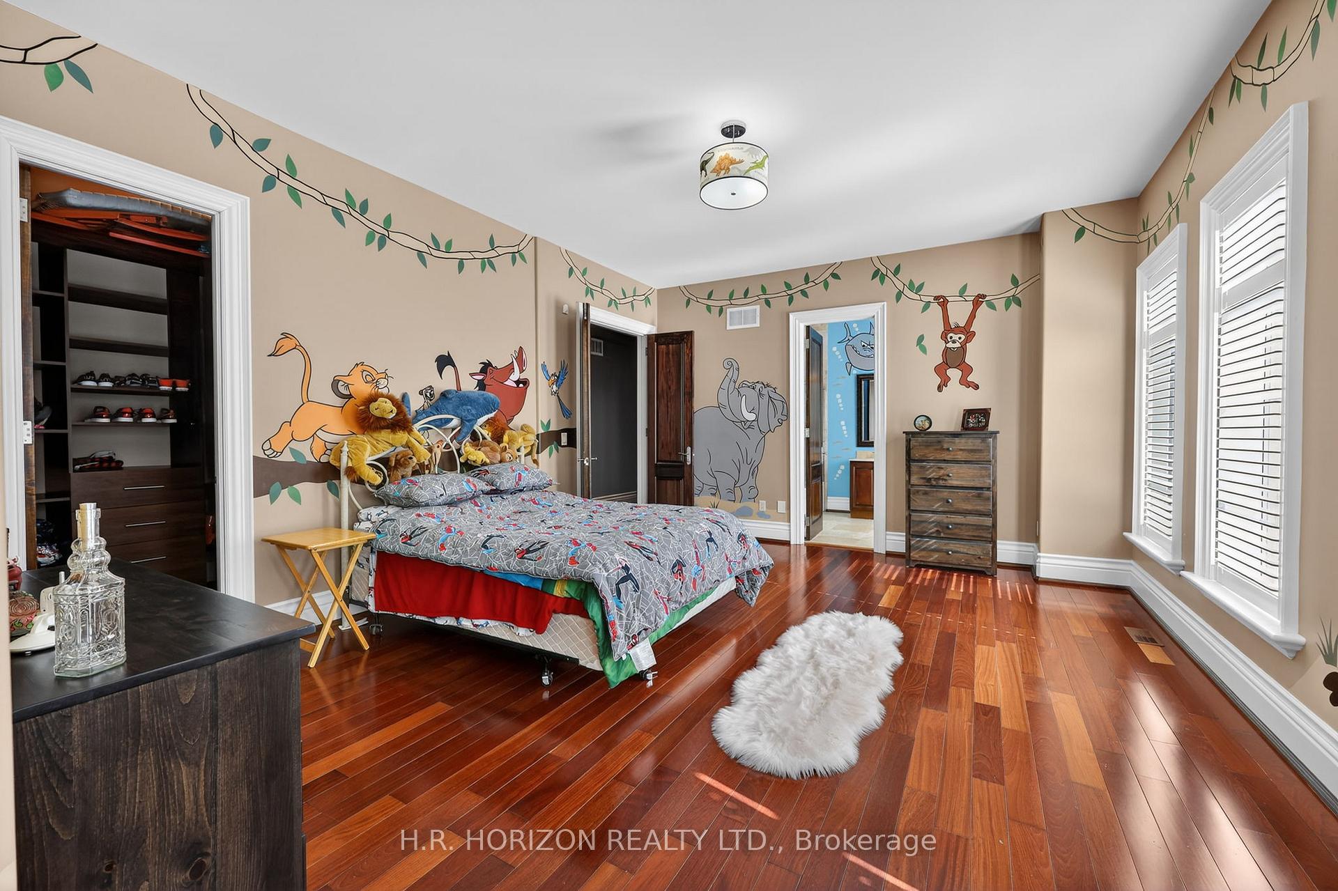 Photo 27 of 13045 Jane Street, King, King City — HOMEH