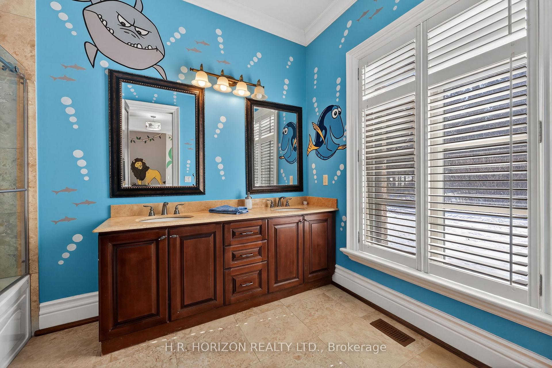 Photo 28 of 13045 Jane Street, King, King City — HOMEH