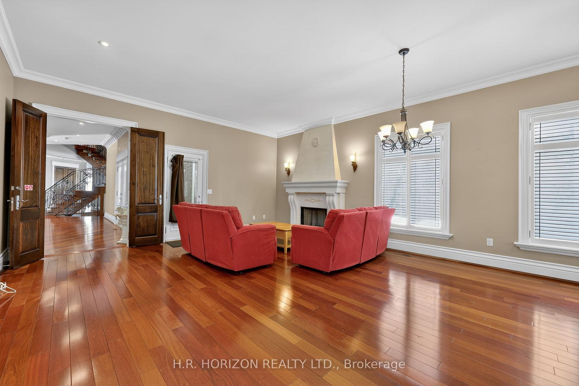 Photo 30 of 13045 Jane Street, King, King City — HOMEH