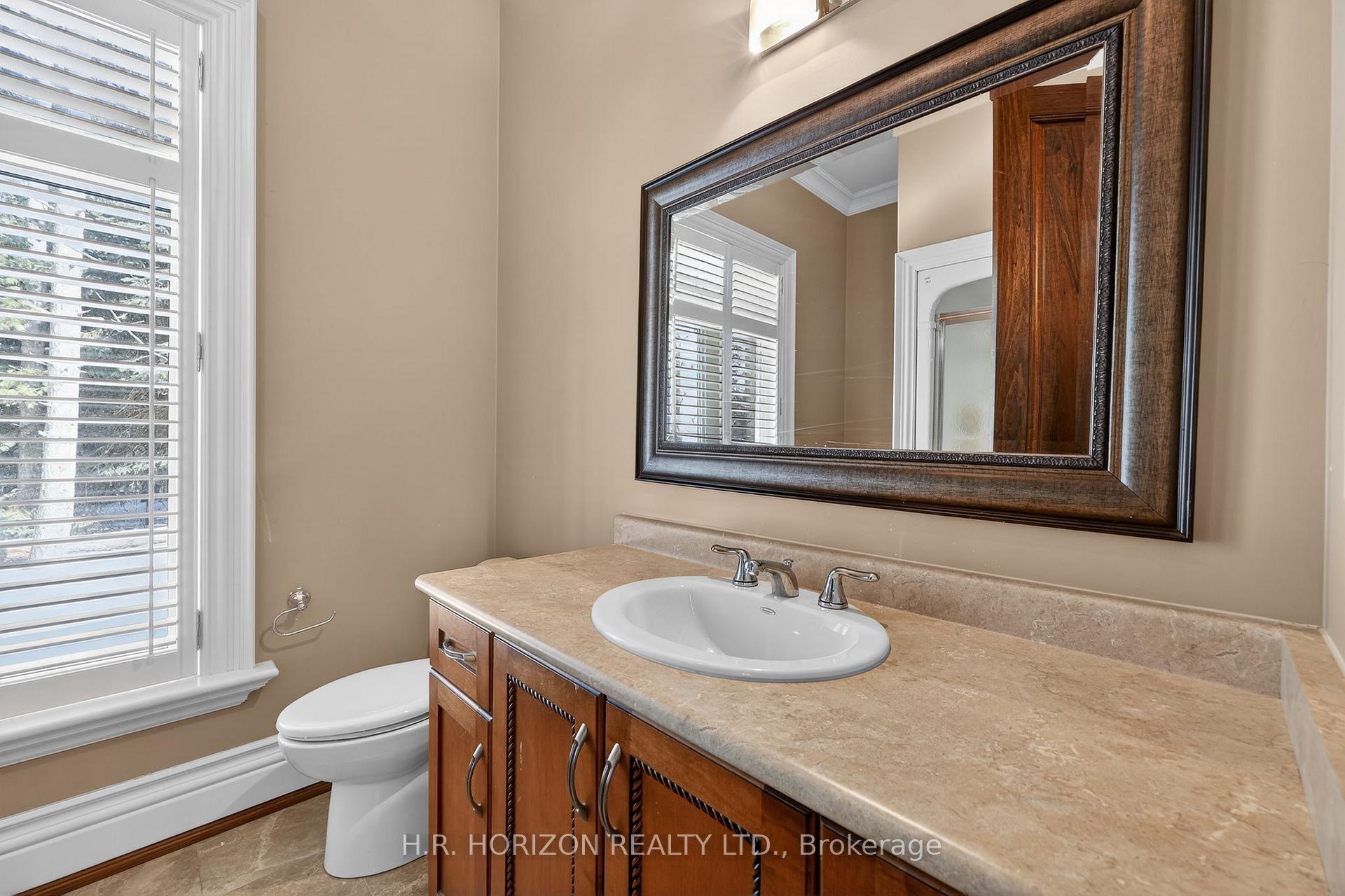 Photo 35 of 13045 Jane Street, King, King City — HOMEH