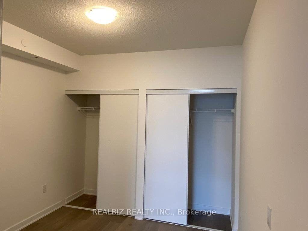 Photo 11 of Unit 618, 10 Honeycrisp Crescent, Vaughan, Vaughan Corporate Centre — HOMEH