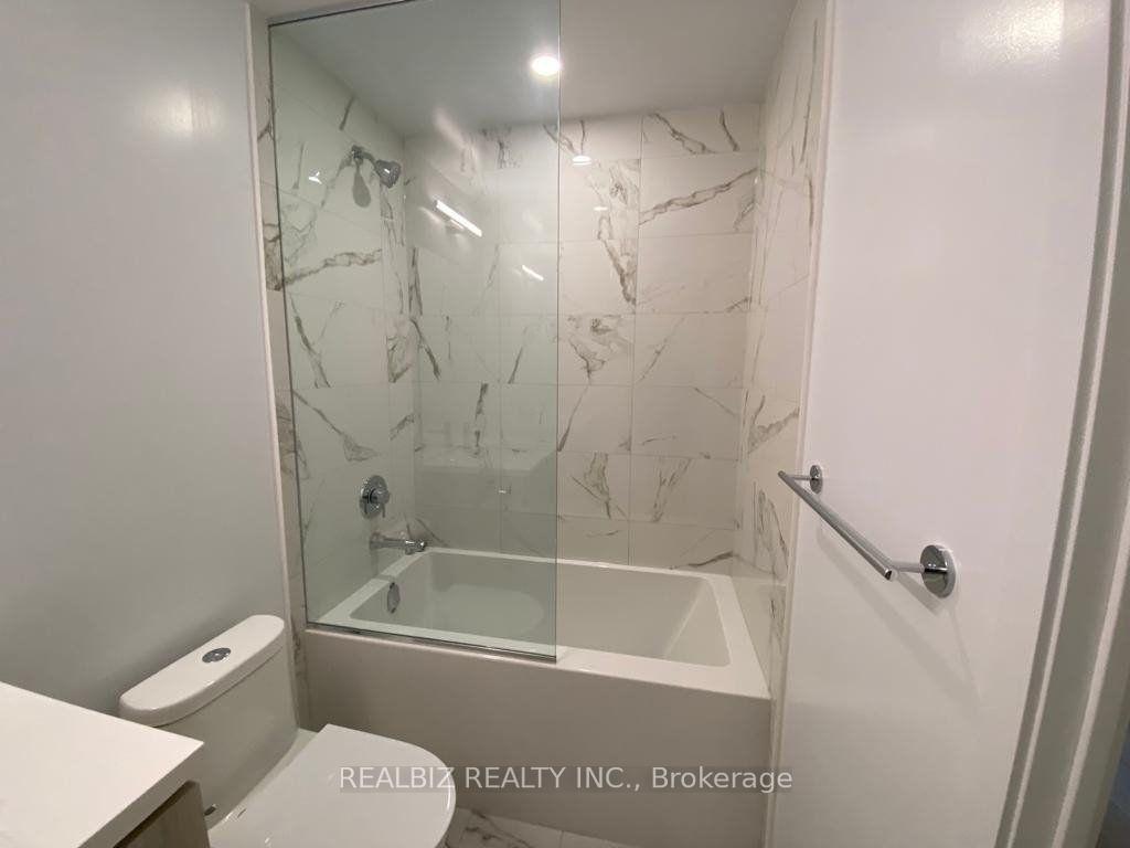 Photo 12 of Unit 618, 10 Honeycrisp Crescent, Vaughan, Vaughan Corporate Centre — HOMEH