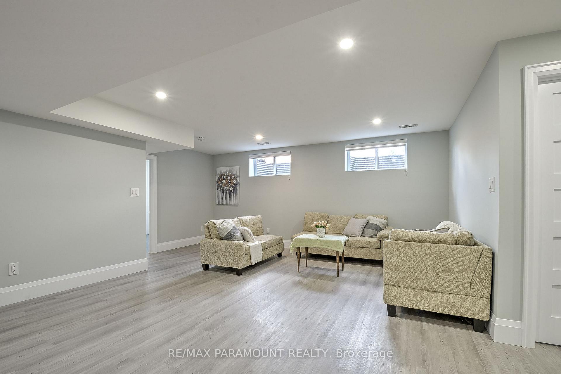 Photo 25 of 1780 Pierre Avenue, Windsor, South Walkerville — HOMEH