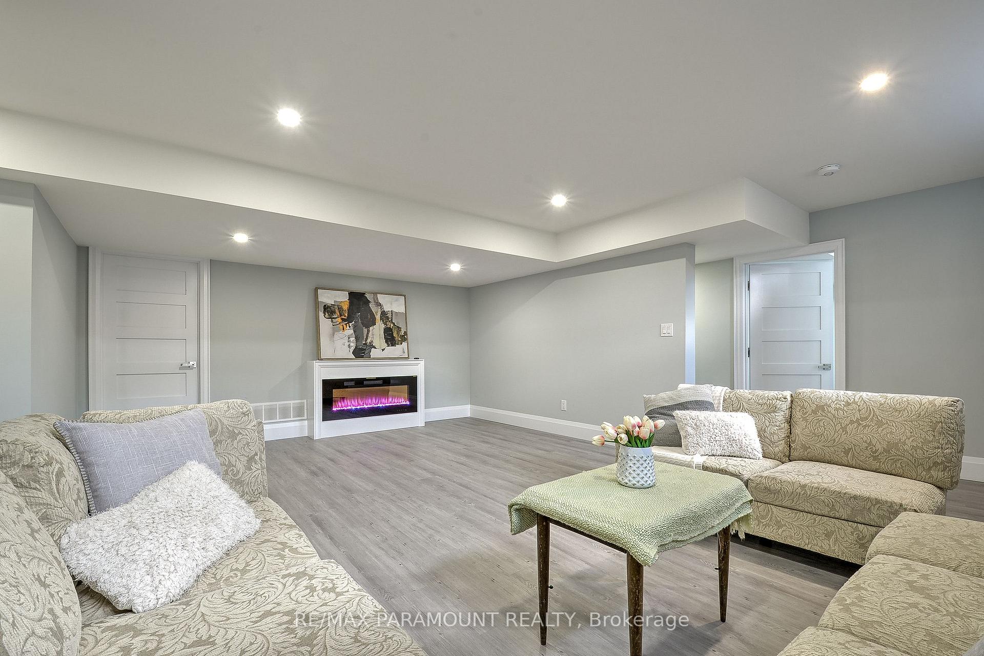 Photo 26 of 1780 Pierre Avenue, Windsor, South Walkerville — HOMEH