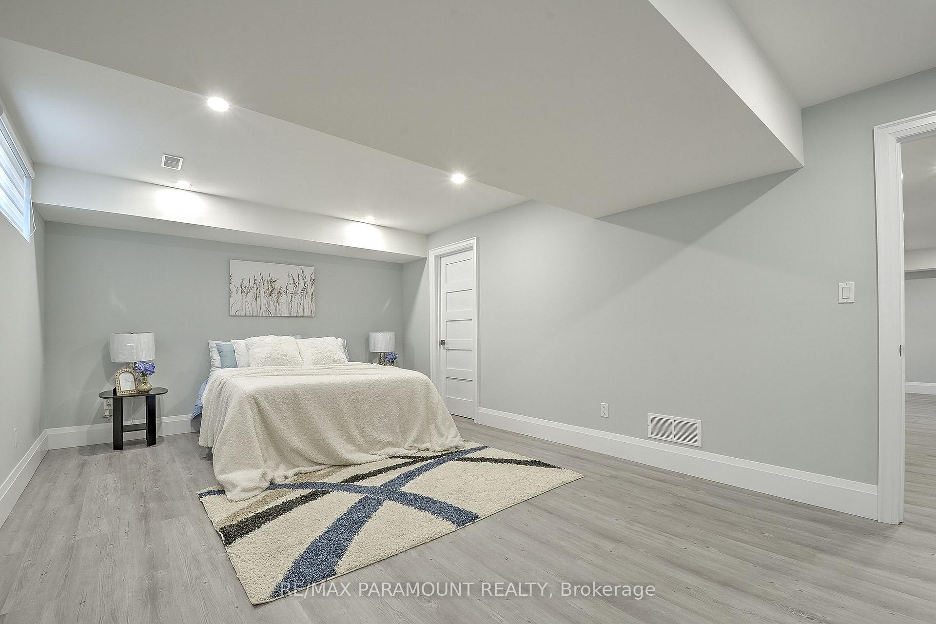 Photo 28 of 1780 Pierre Avenue, Windsor, South Walkerville — HOMEH