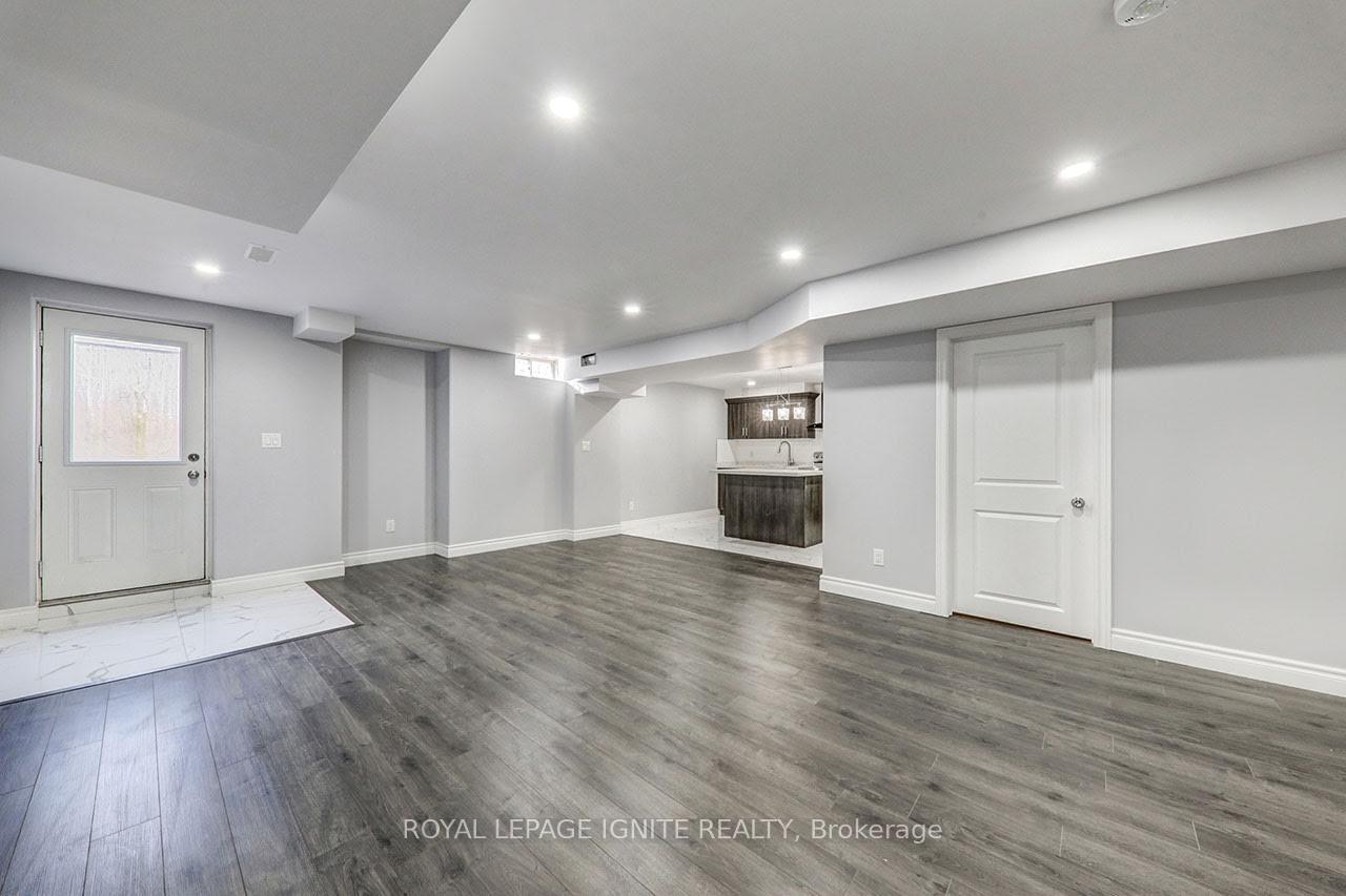 Photo 4 of Unit Basement, 56 Mersey Street, Vaughan, Kleinburg — HOMEH