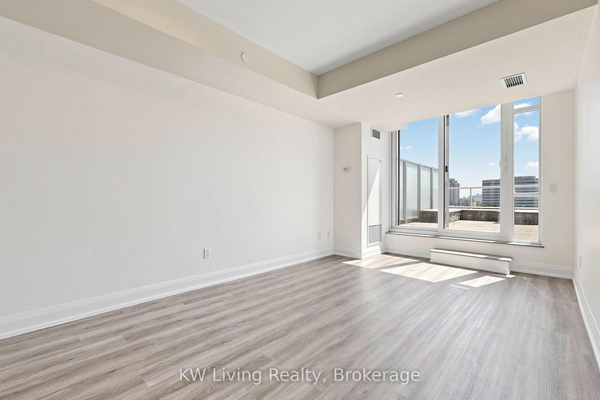 Photo 3 of Unit 312, 18 Graydon Hall Drive, North York, Parkwoods-Donalda — HOMEH