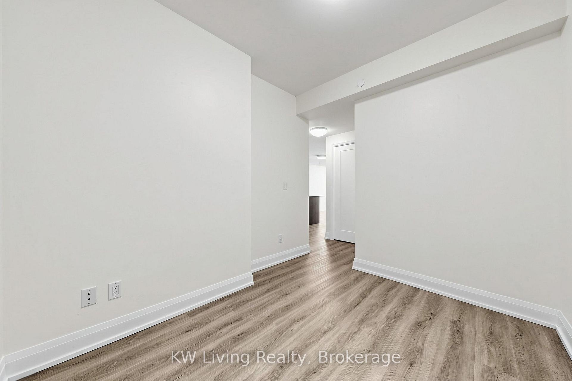 Photo 9 of Unit 312, 18 Graydon Hall Drive, North York, Parkwoods-Donalda — HOMEH