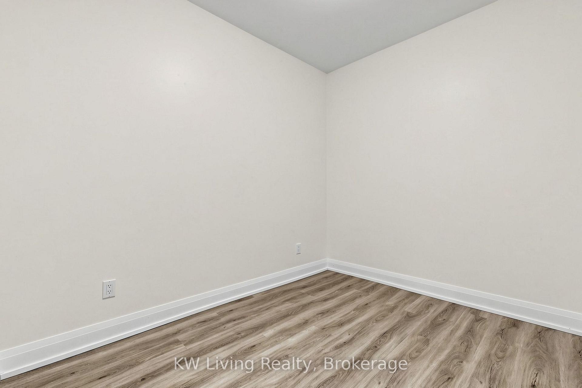Photo 11 of Unit 312, 18 Graydon Hall Drive, North York, Parkwoods-Donalda — HOMEH