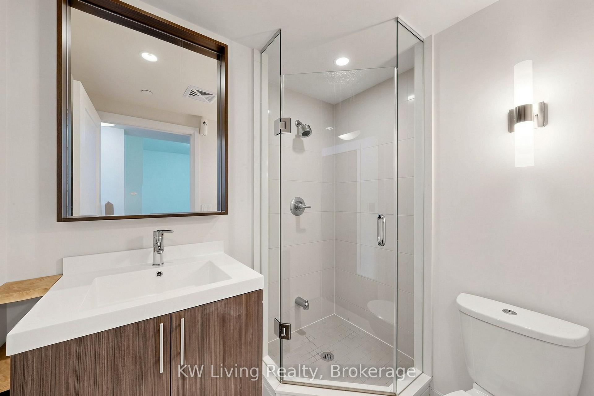 Photo 12 of Unit 312, 18 Graydon Hall Drive, North York, Parkwoods-Donalda — HOMEH