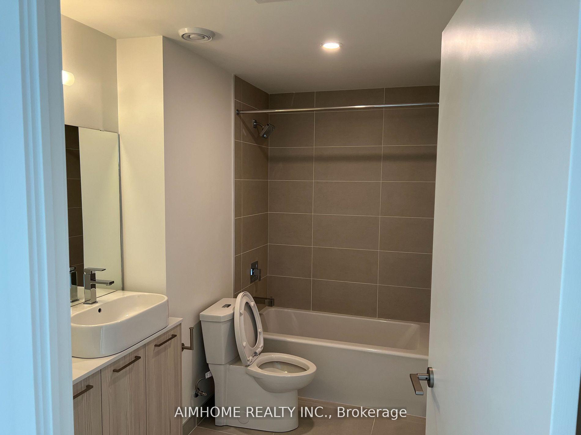 Photo 5 of Unit 2509, 65 Mutual Street, Toronto, Church-Yonge Corridor — HOMEH