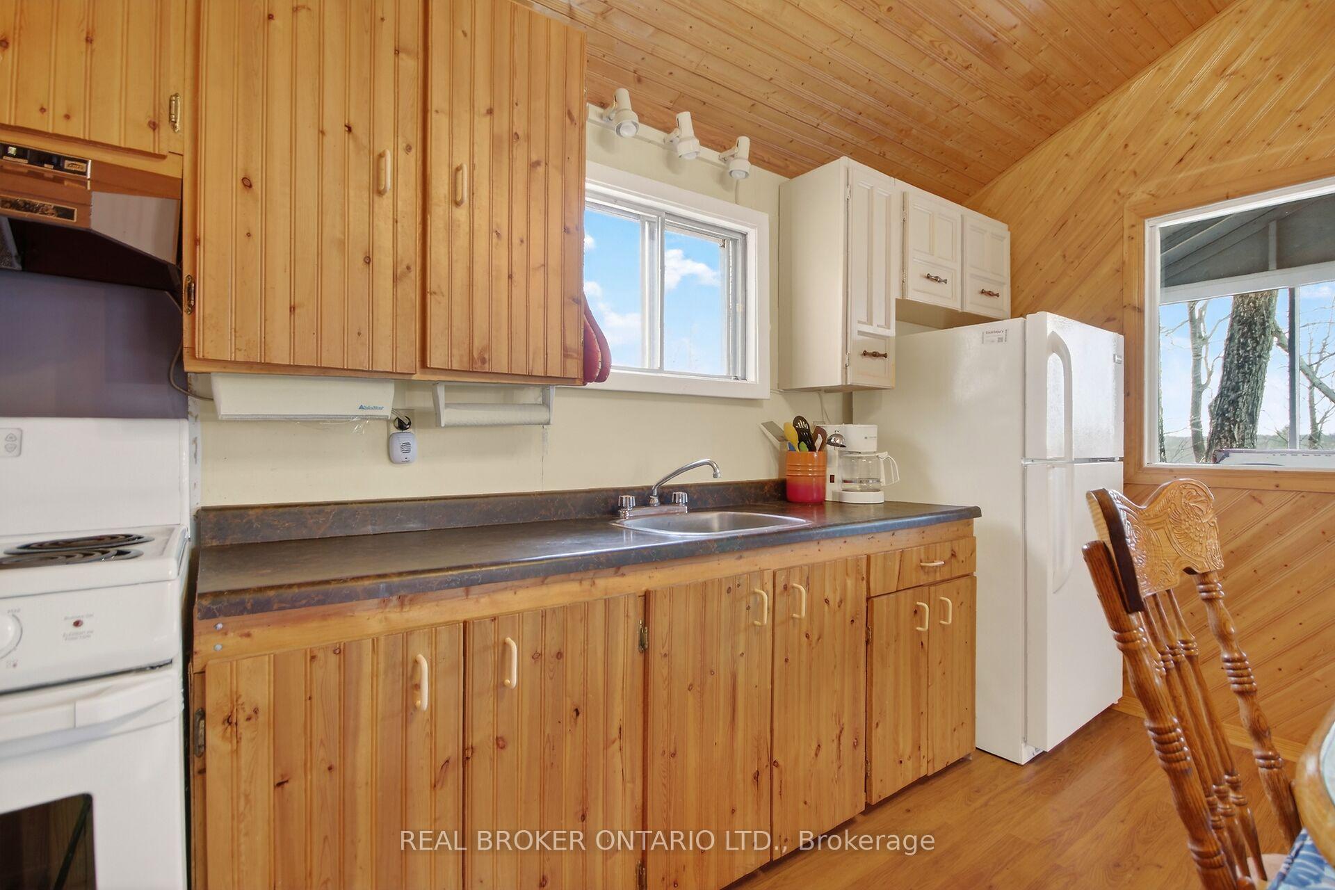 Photo 15 of 59 Fairhaven Lane, Frontenac, Frontenac South — HOMEH