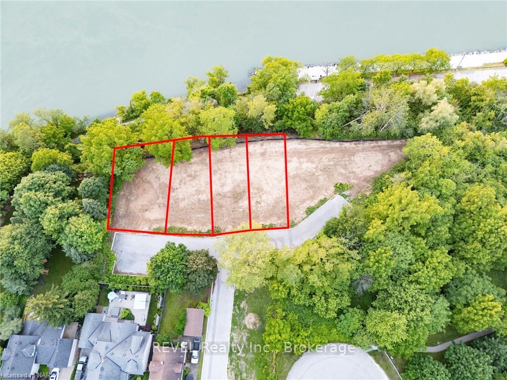 Photo 4 of Unit 5, 23 Michigan Avenue, St. Catharines, Port Dalhousie — HOMEH