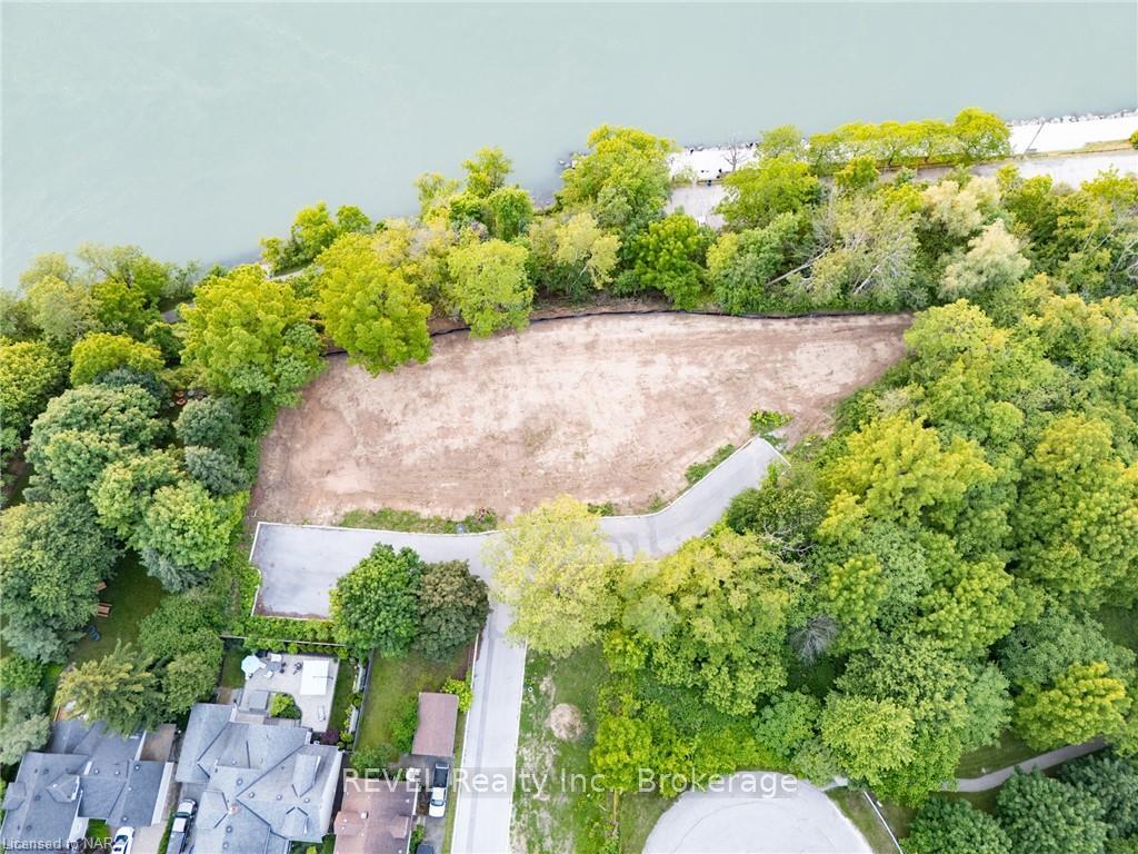 Photo 12 of Unit 5, 23 Michigan Avenue, St. Catharines, Port Dalhousie — HOMEH