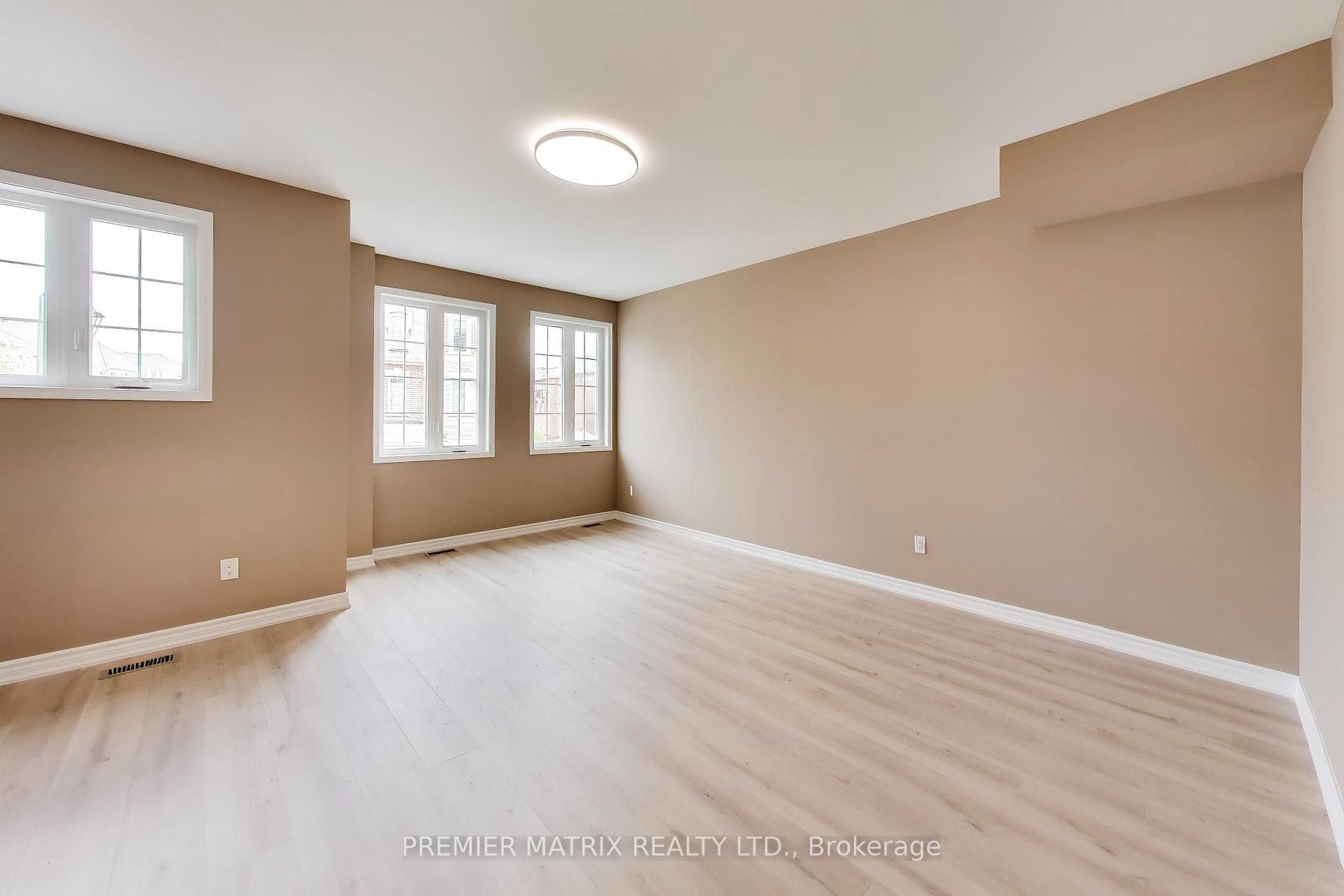 Photo 11 of 37 Shiff Crescent, Brampton, Heart Lake East — HOMEH