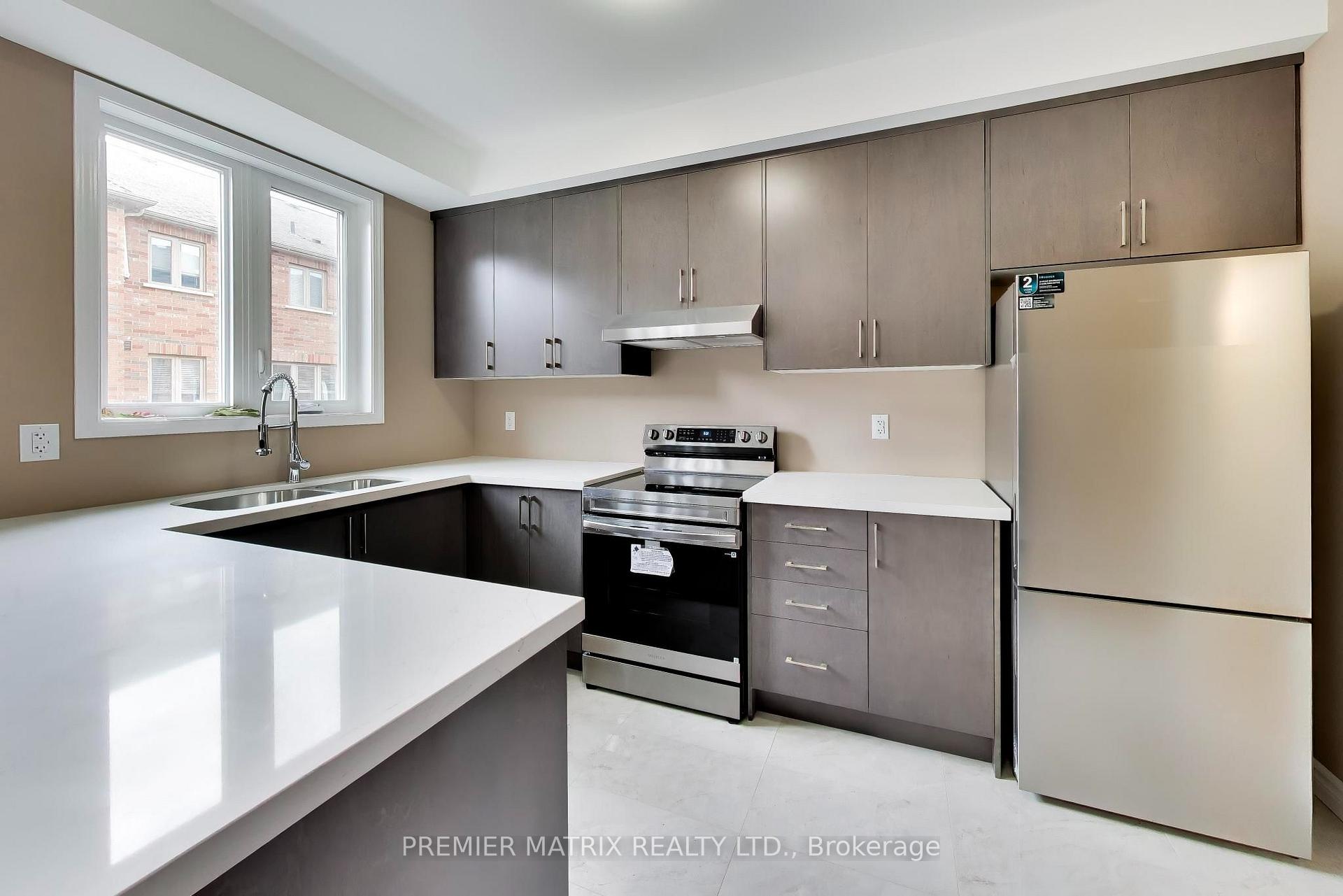 Photo 15 of 37 Shiff Crescent, Brampton, Heart Lake East — HOMEH