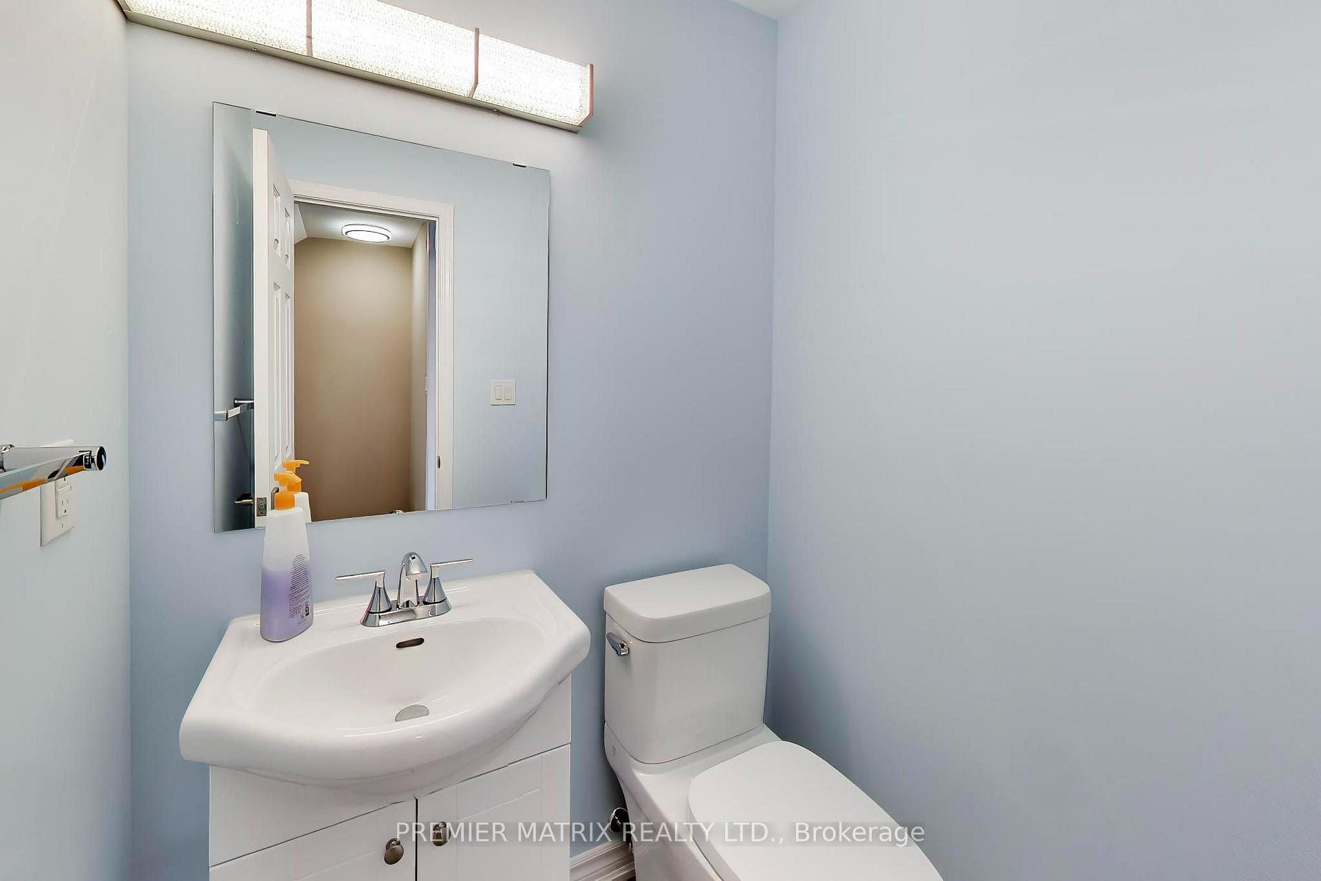 Photo 18 of 37 Shiff Crescent, Brampton, Heart Lake East — HOMEH