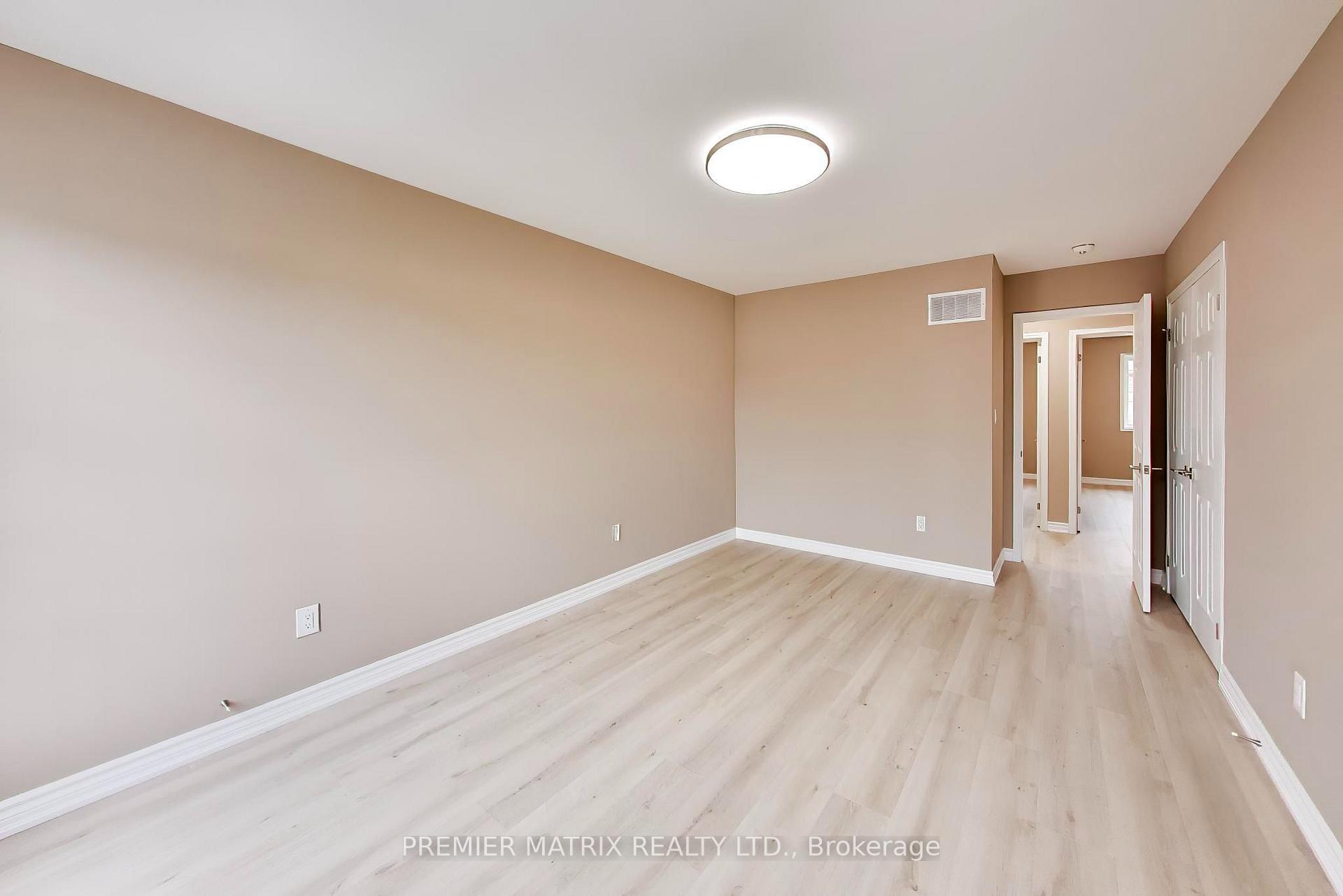 Photo 21 of 37 Shiff Crescent, Brampton, Heart Lake East — HOMEH