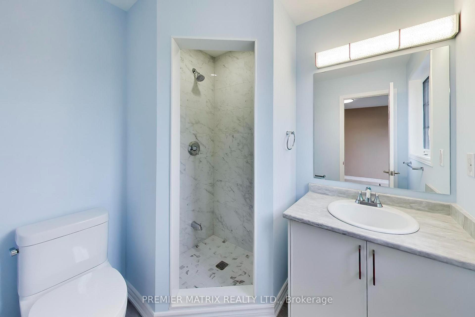 Photo 23 of 37 Shiff Crescent, Brampton, Heart Lake East — HOMEH