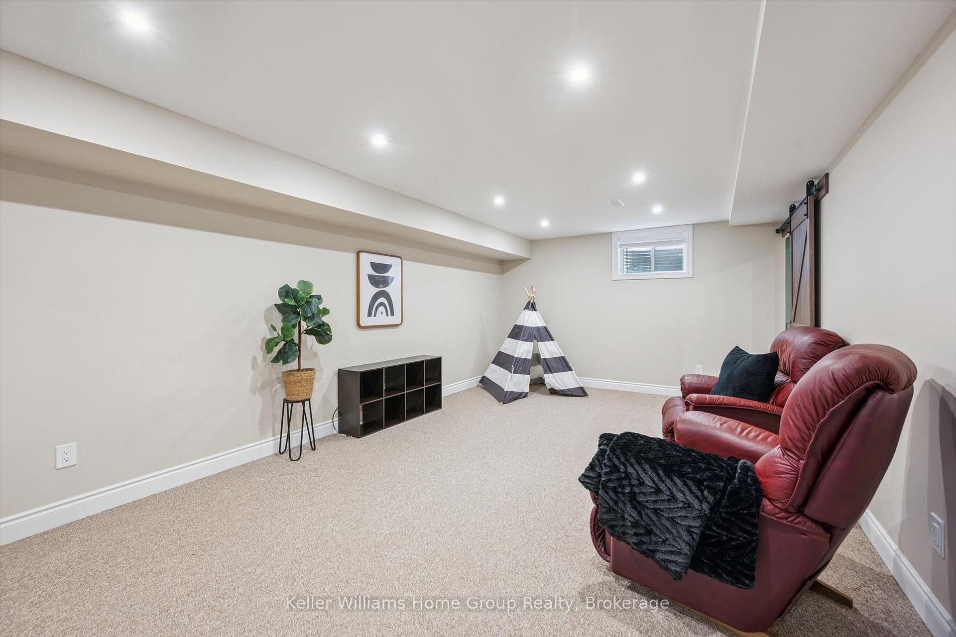 Photo 37 of 456 Kelso Drive, Waterloo, Conservation Meadows — HOMEH