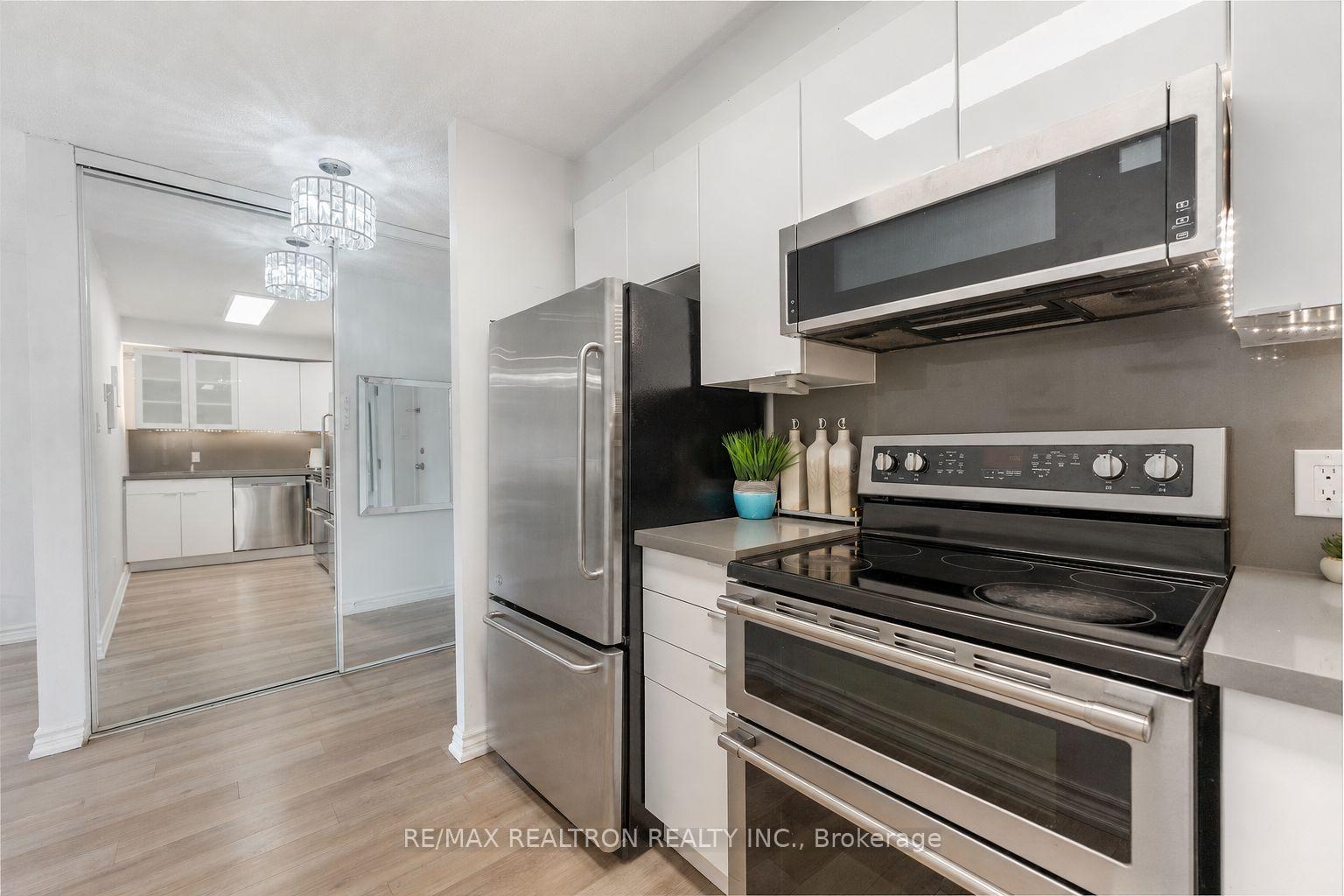 Photo 9 of Unit 315, 155 Riverglen Drive, Georgina, Keswick South — HOMEH