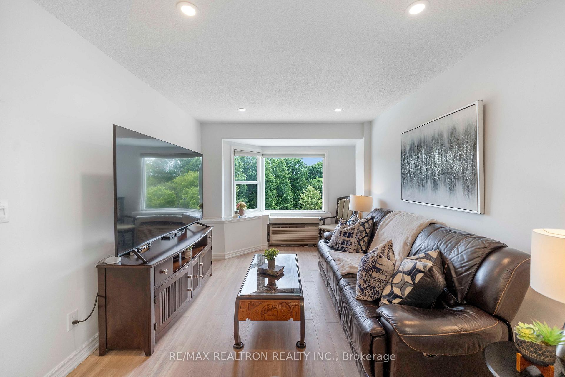 Photo 19 of Unit 315, 155 Riverglen Drive, Georgina, Keswick South — HOMEH