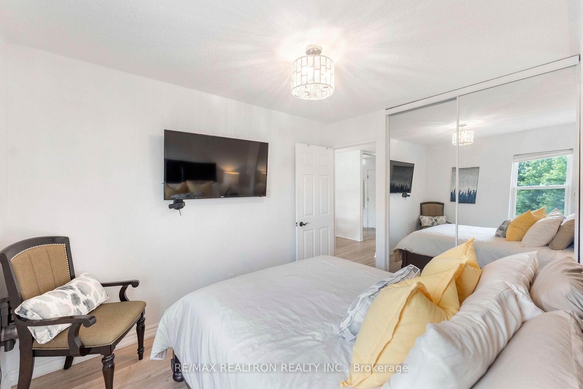 Photo 23 of Unit 315, 155 Riverglen Drive, Georgina, Keswick South — HOMEH