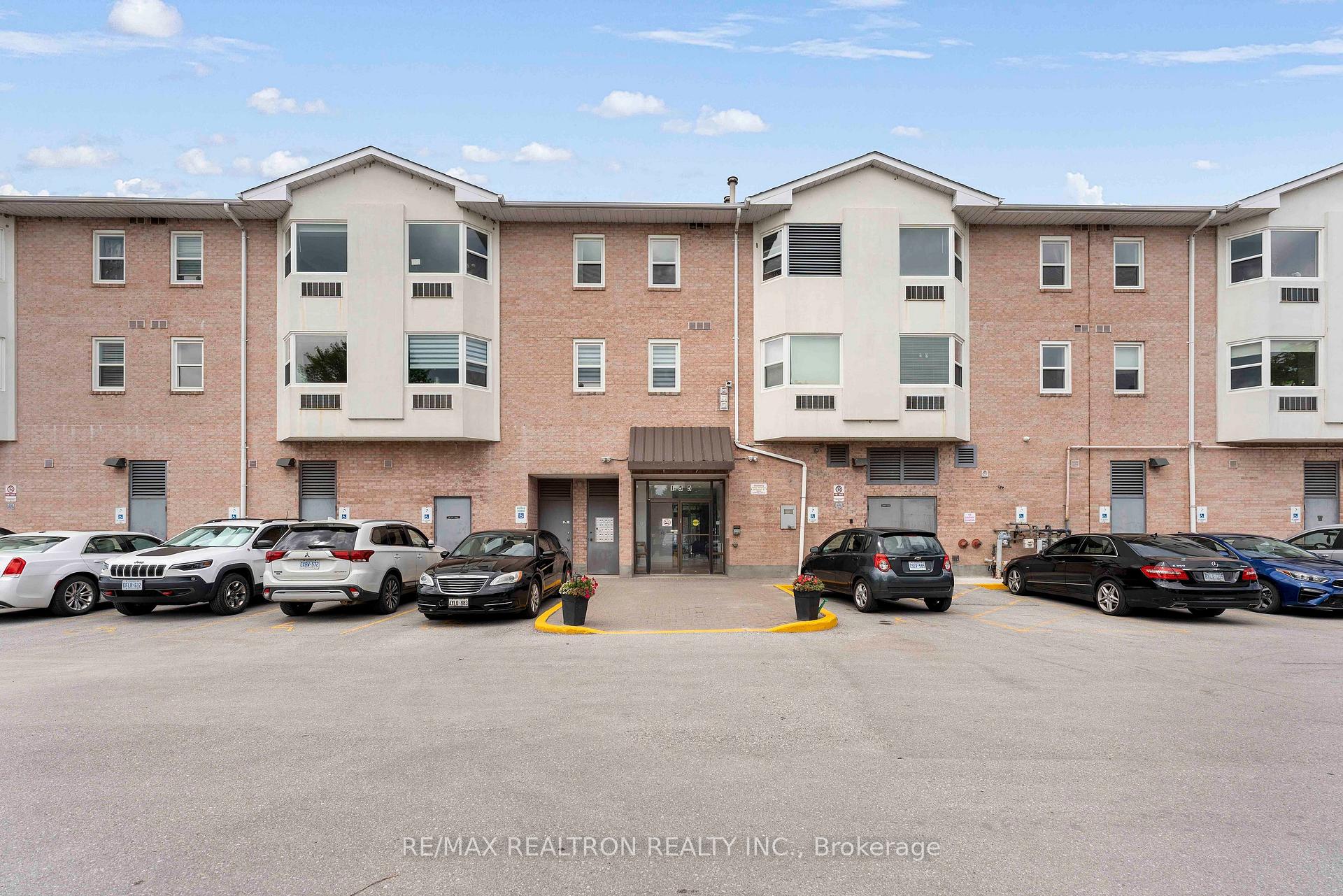 Photo 37 of Unit 315, 155 Riverglen Drive, Georgina, Keswick South — HOMEH