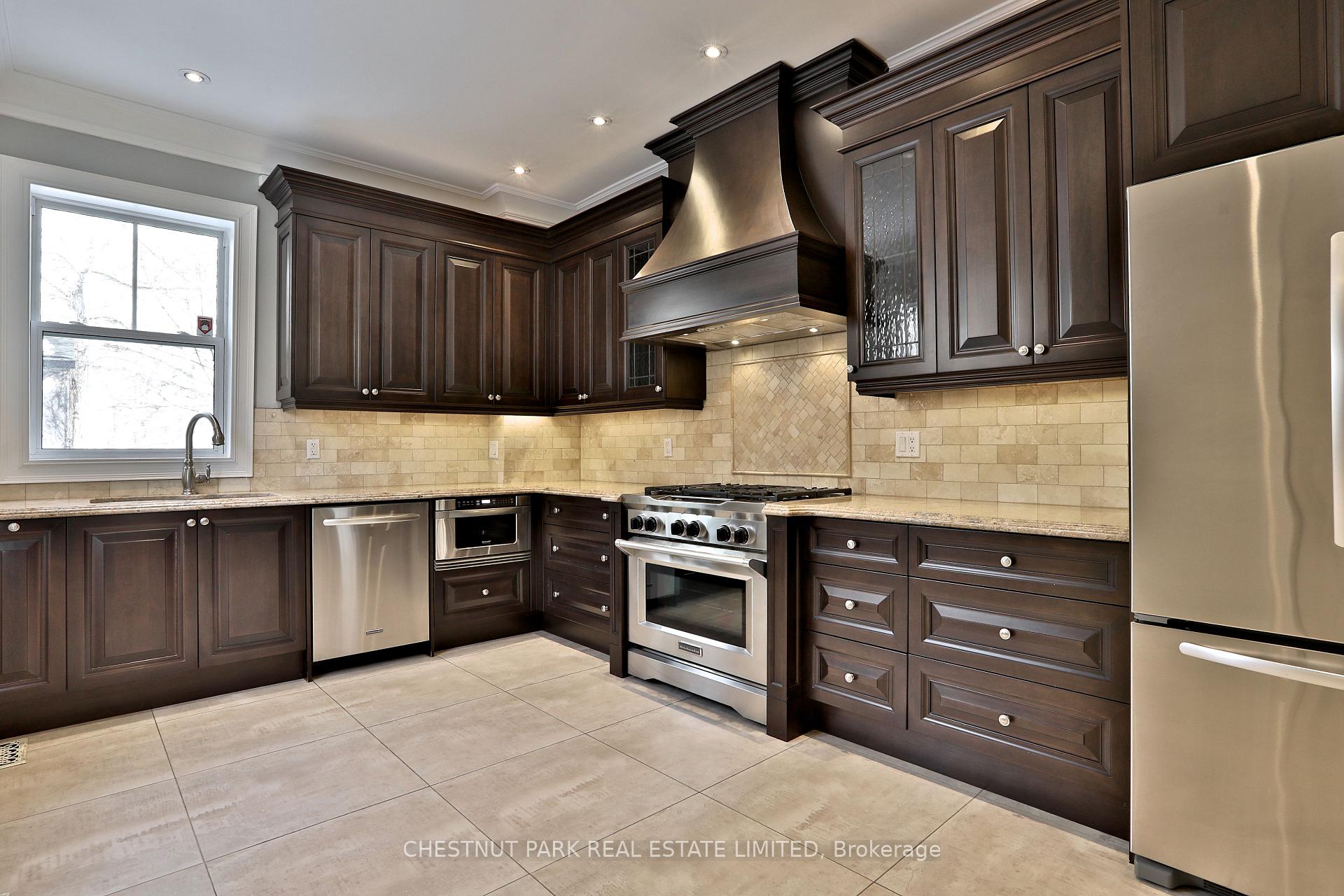 Photo 5 of 29 Draper Street, Toronto, Waterfront Communities — HOMEH