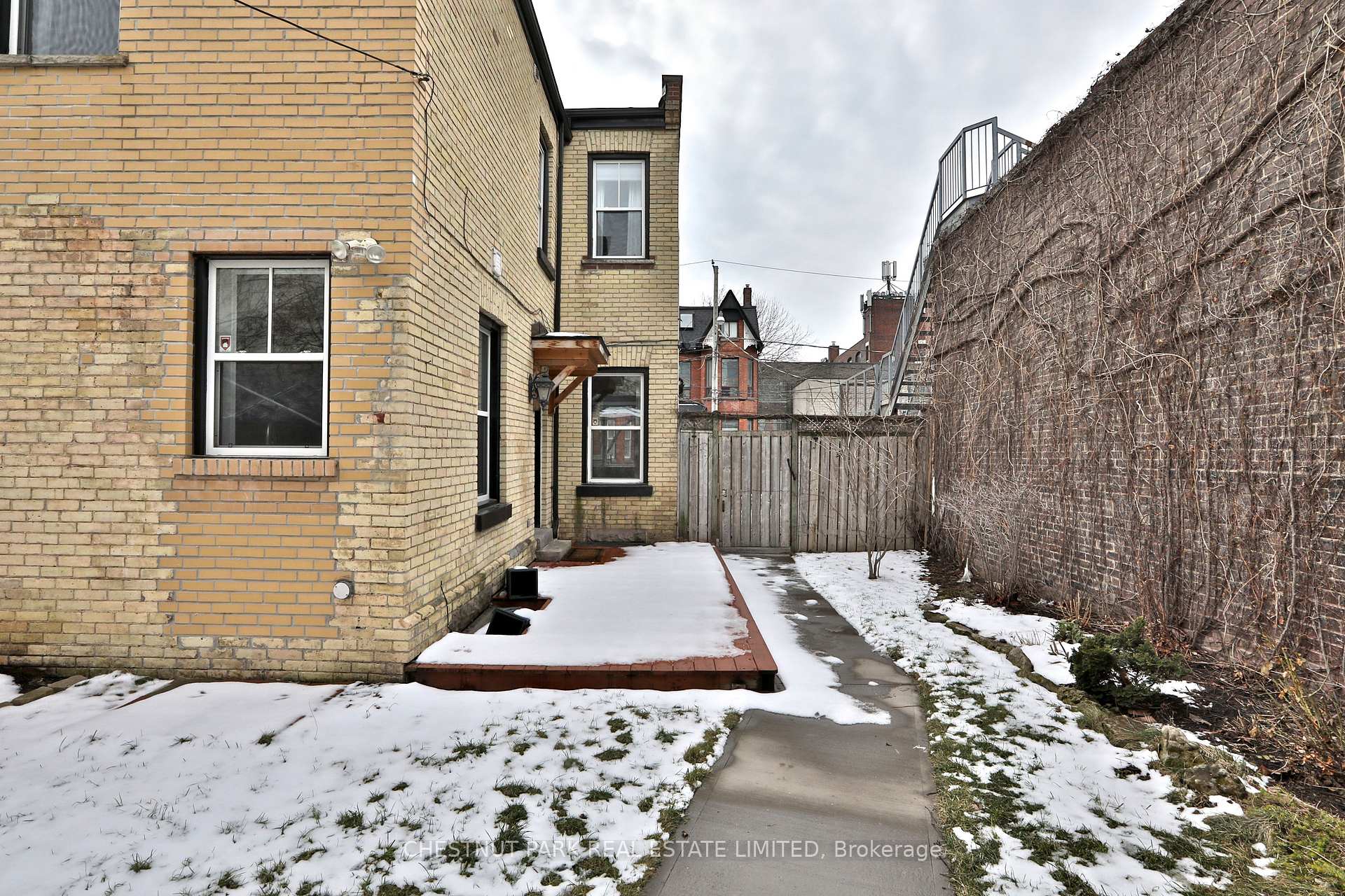 Photo 19 of 29 Draper Street, Toronto, Waterfront Communities — HOMEH