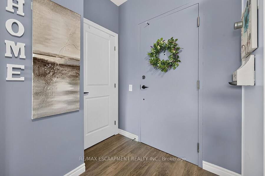 Photo 6 of Unit 208, 2605 Binbrook Road, Hamilton, Binbrook — HOMEH