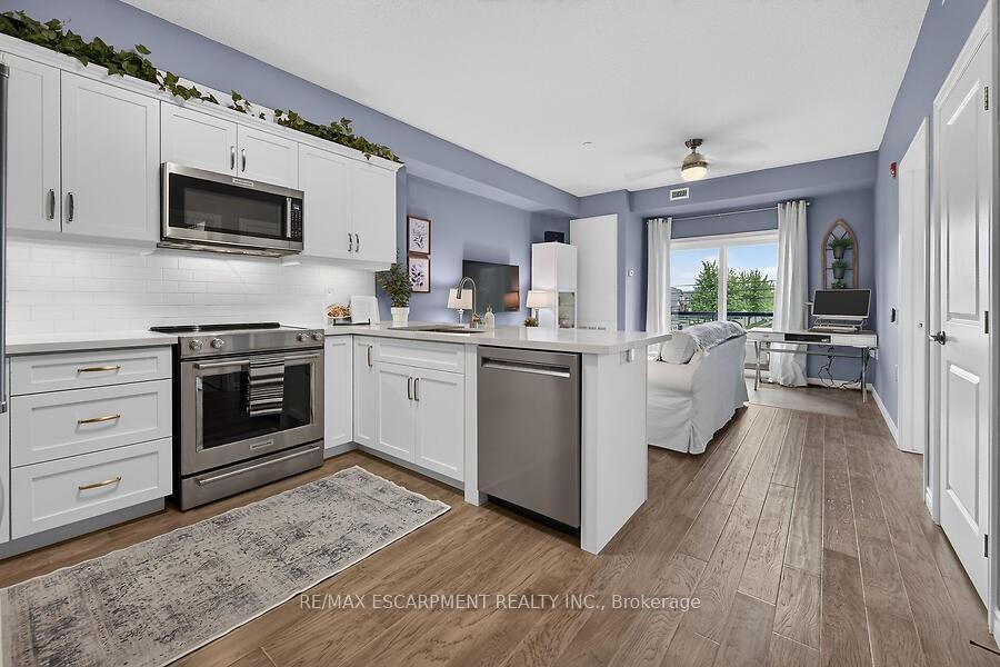 Photo 7 of Unit 208, 2605 Binbrook Road, Hamilton, Binbrook — HOMEH