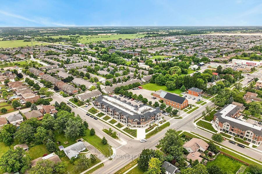 Photo 20 of Unit 208, 2605 Binbrook Road, Hamilton, Binbrook — HOMEH