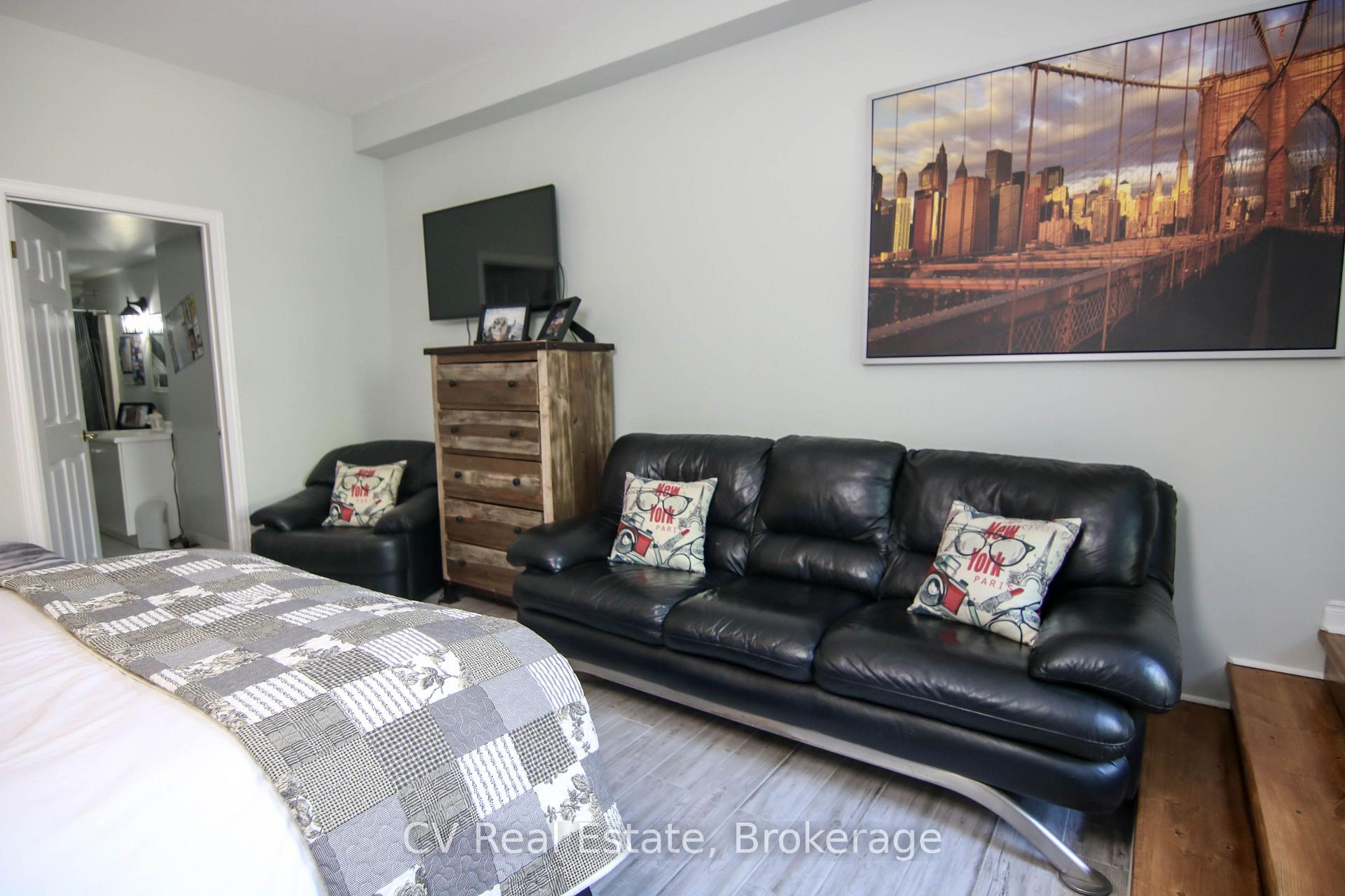Photo 8 of Unit 154, 2 Mahaffy Court, Bracebridge — HOMEH