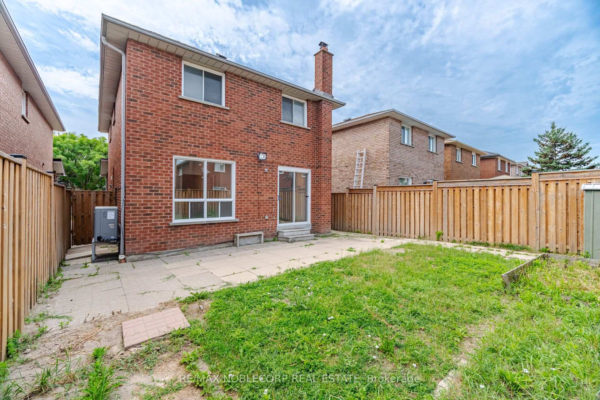 Photo 50 of 66 Cinrickbar Drive, Etobicoke, West Humber-Clairville — HOMEH