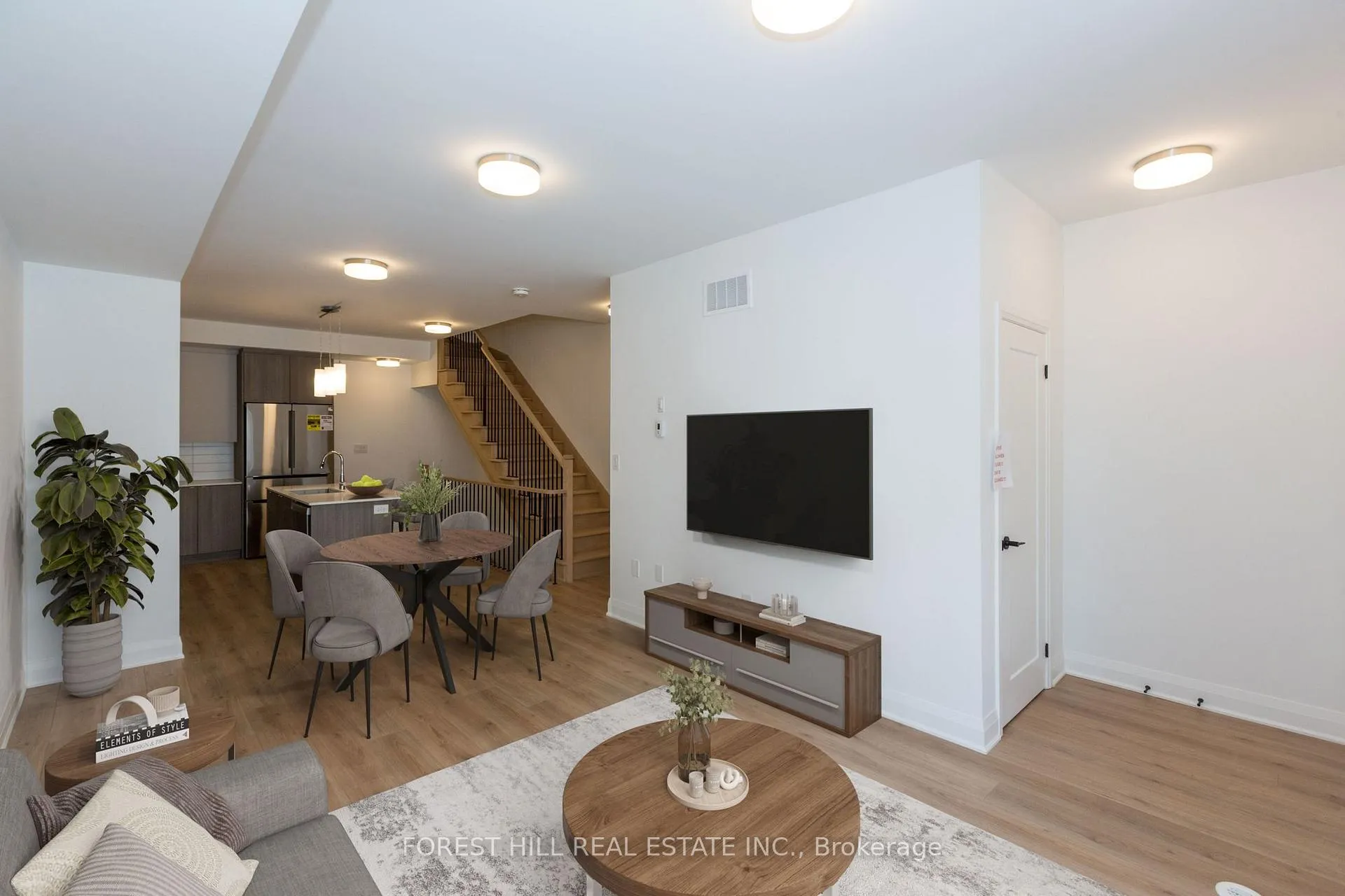 Photo 6 of 138 Alton Crescent, Vaughan, Uplands — HOMEH