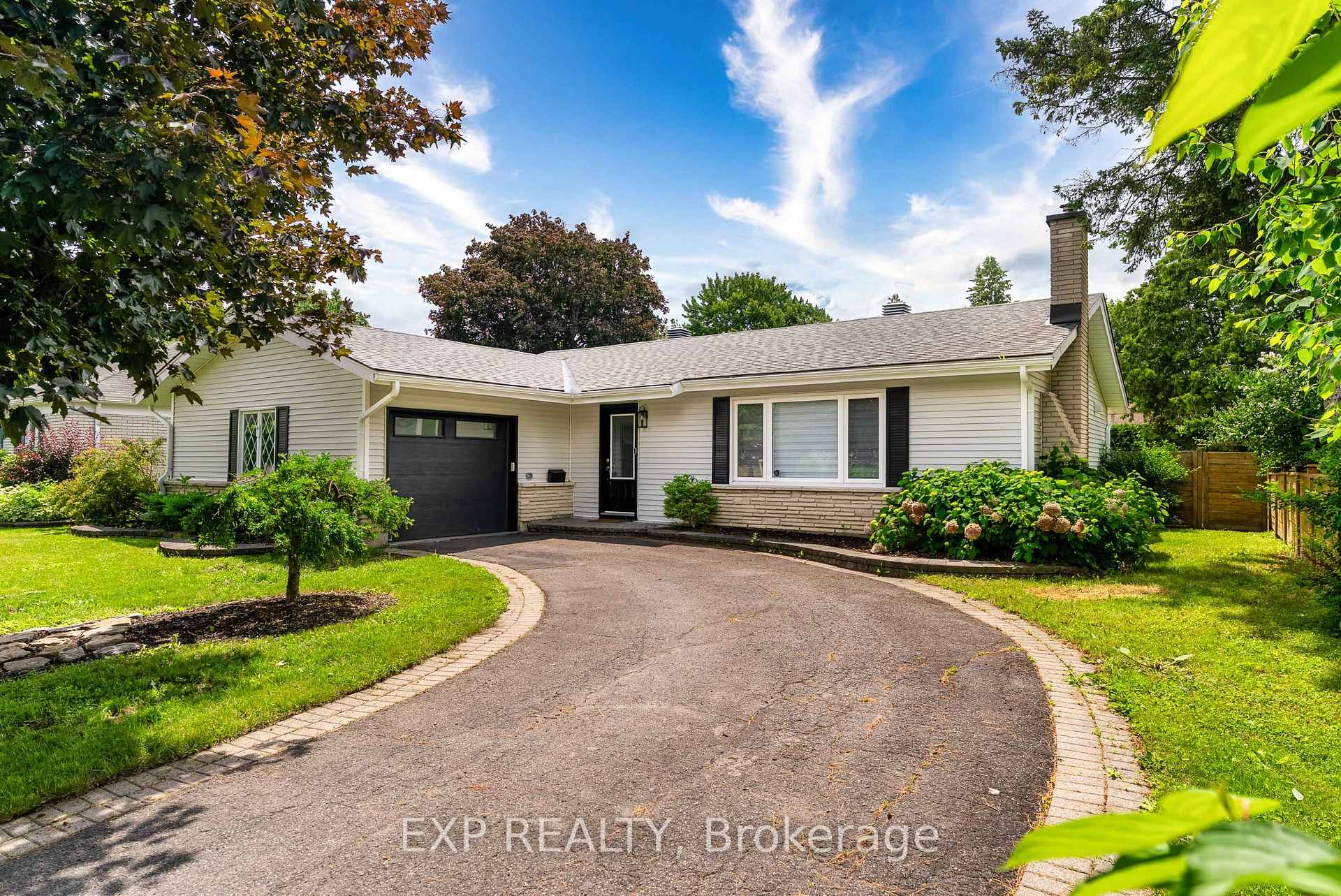 Photo 1 of 2136 Fillmore Crescent, Ottawa, Beacon Hill North — HOMEH