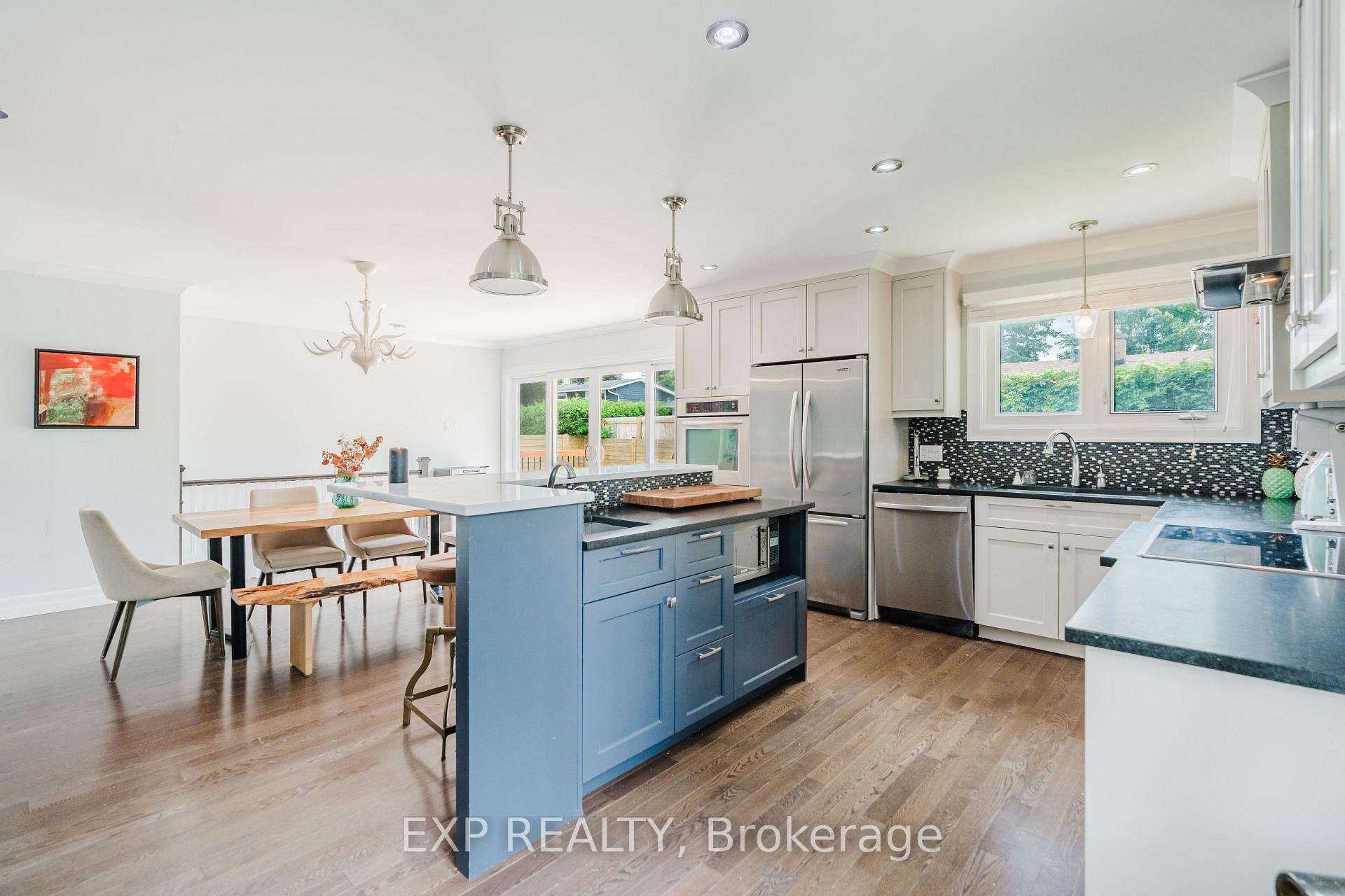 Photo 18 of 2136 Fillmore Crescent, Ottawa, Beacon Hill North — HOMEH