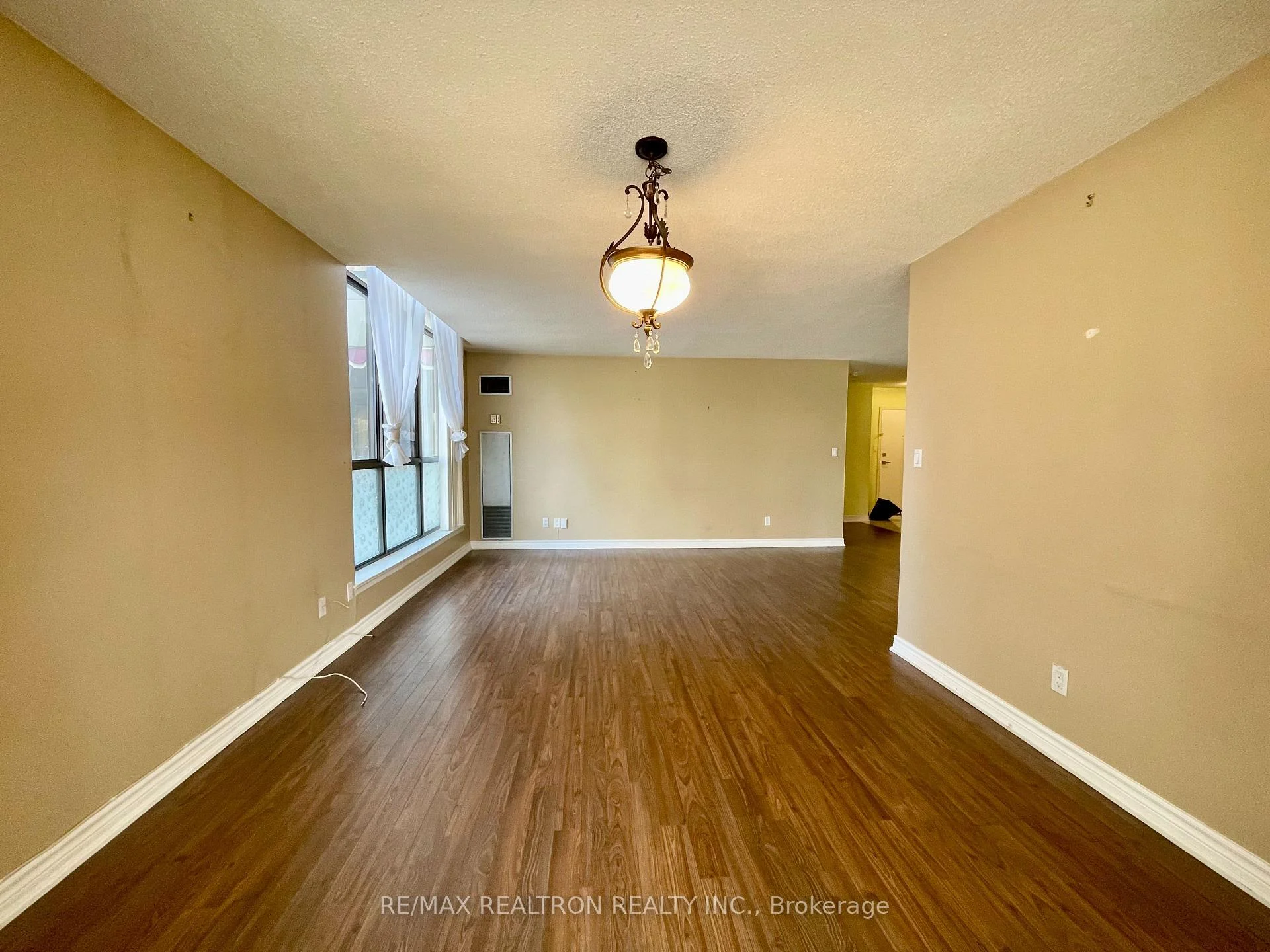 Photo 7 of Unit 114, 55 Bamburgh Circle, Scarborough, Steeles — HOMEH