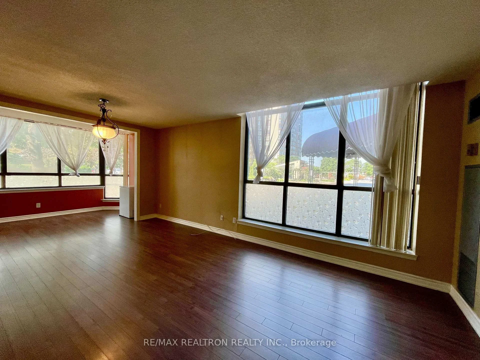 Photo 10 of Unit 114, 55 Bamburgh Circle, Scarborough, Steeles — HOMEH