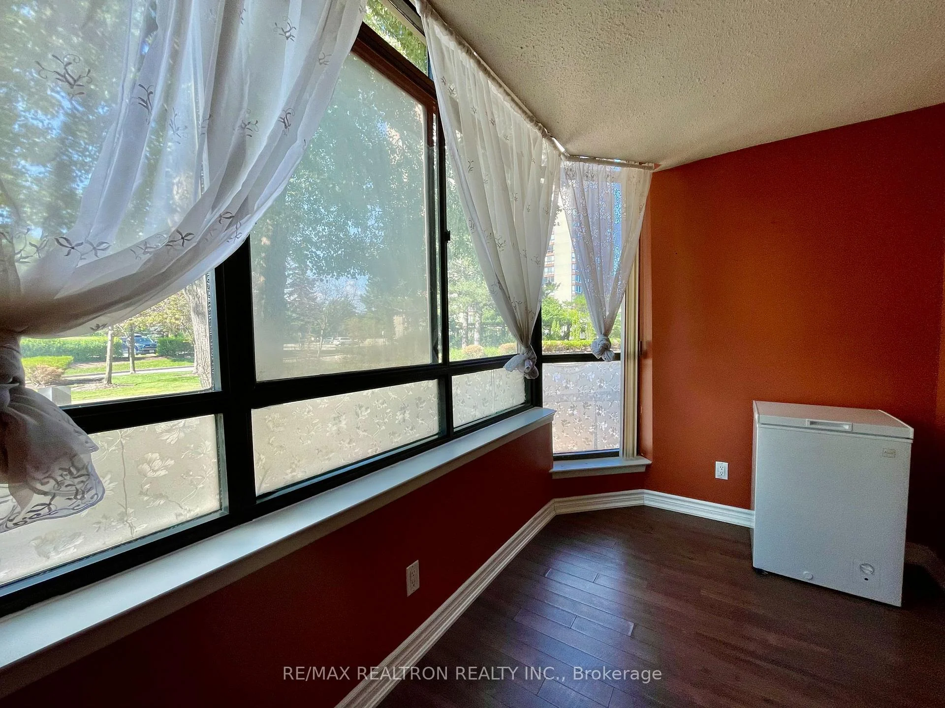 Photo 12 of Unit 114, 55 Bamburgh Circle, Scarborough, Steeles — HOMEH
