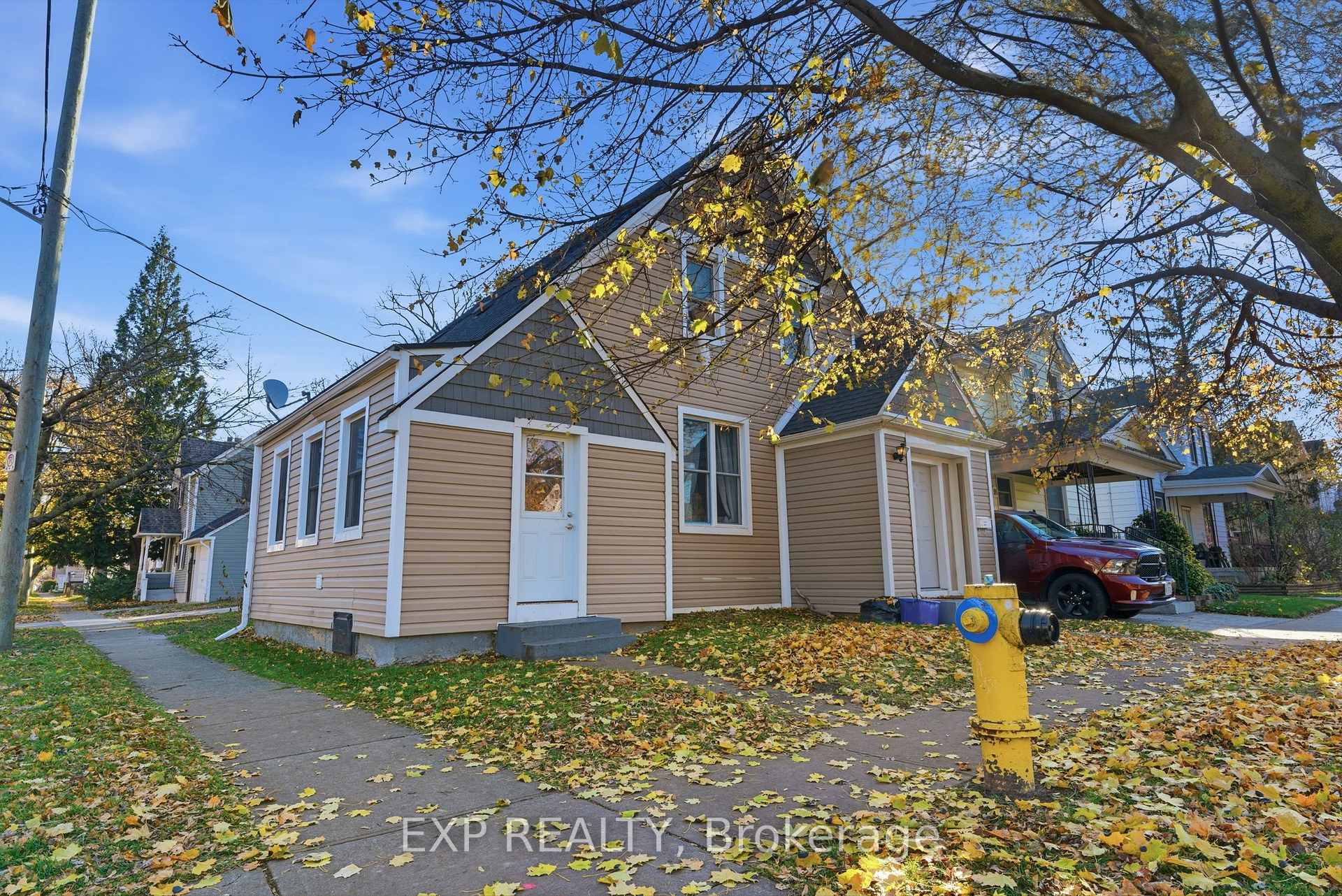 Photo 2 of 20 Henry Street, St. Catharines, Downtown — HOMEH