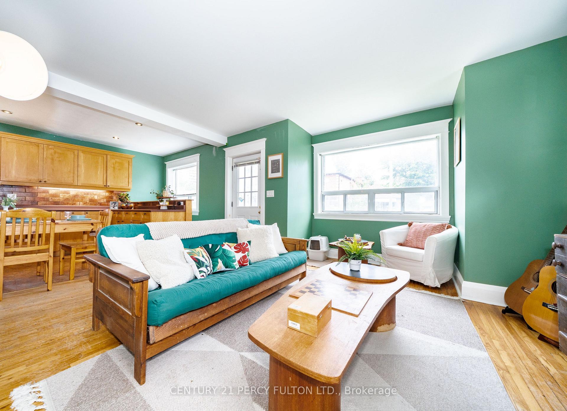 Photo 8 of 74 St. Dunstan Drive, Scarborough, Oakridge — HOMEH