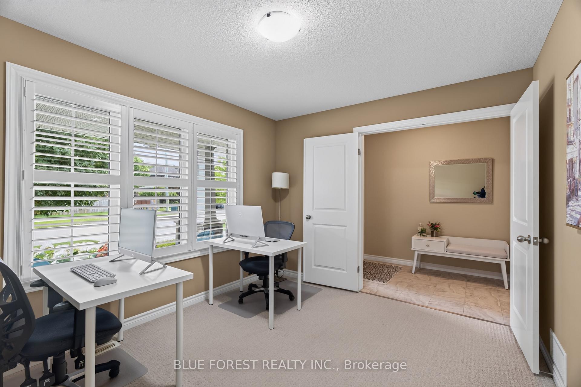 Photo 7 of 3 Sutherland Court, St. Thomas — HOMEH