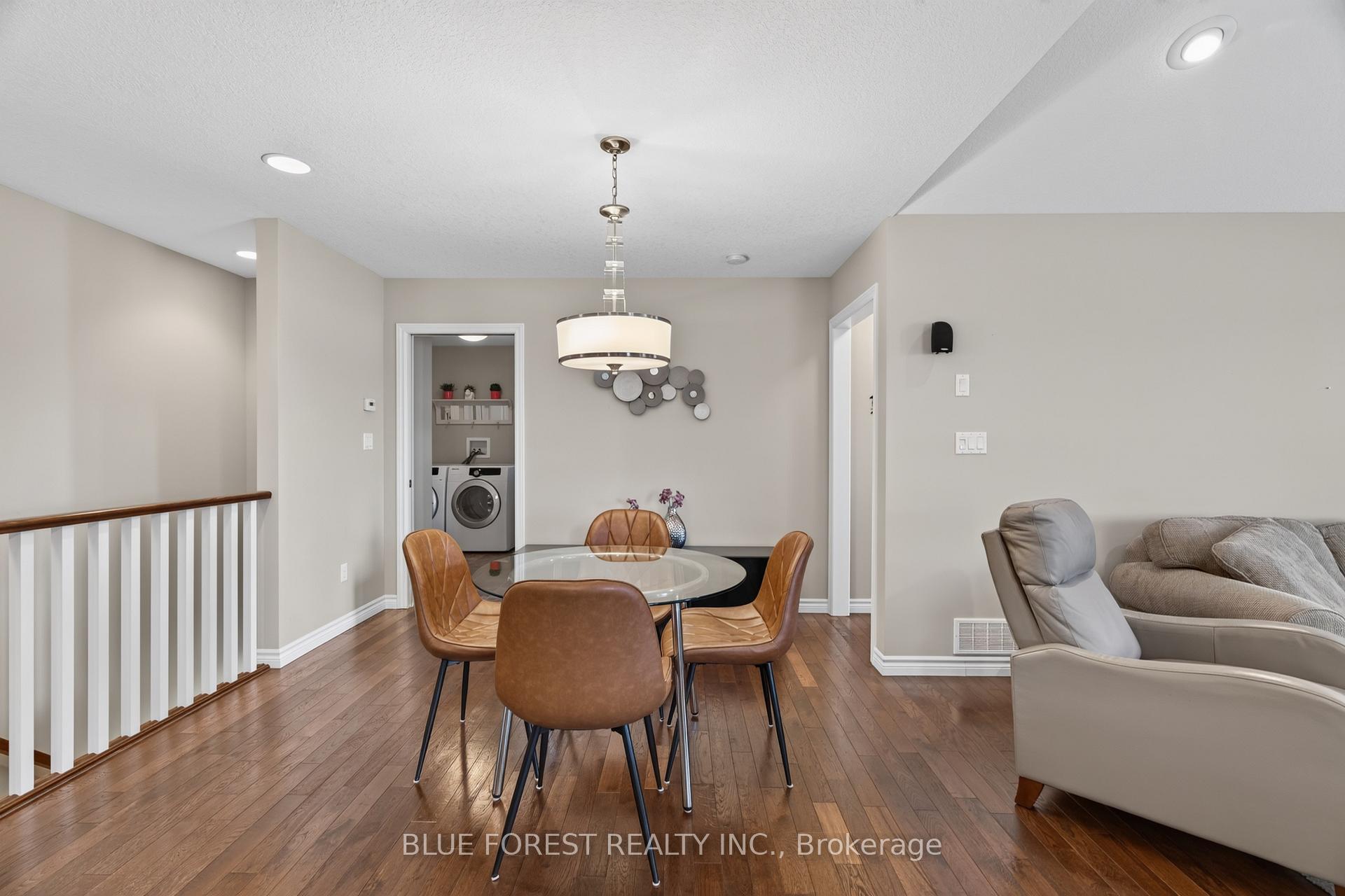 Photo 15 of 3 Sutherland Court, St. Thomas — HOMEH