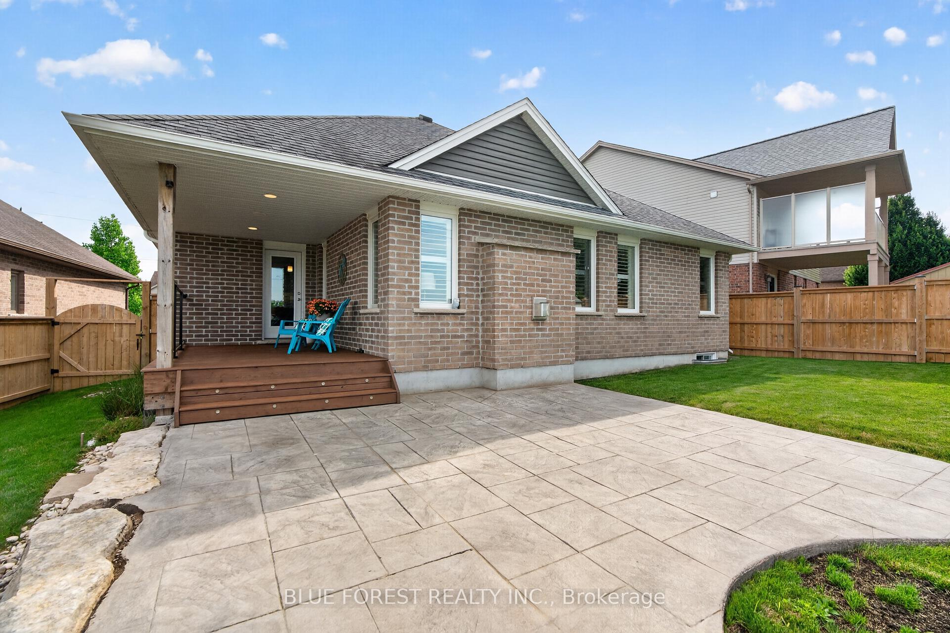 Photo 34 of 3 Sutherland Court, St. Thomas — HOMEH