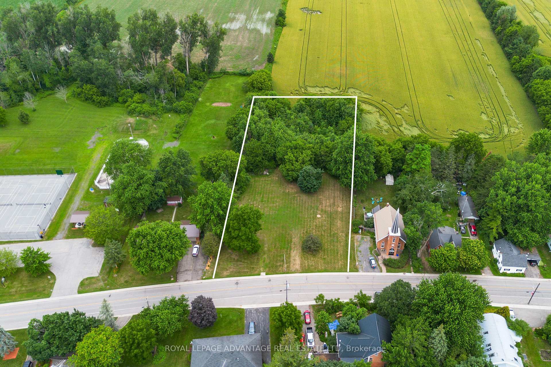 Photo of 10561 Main Street
