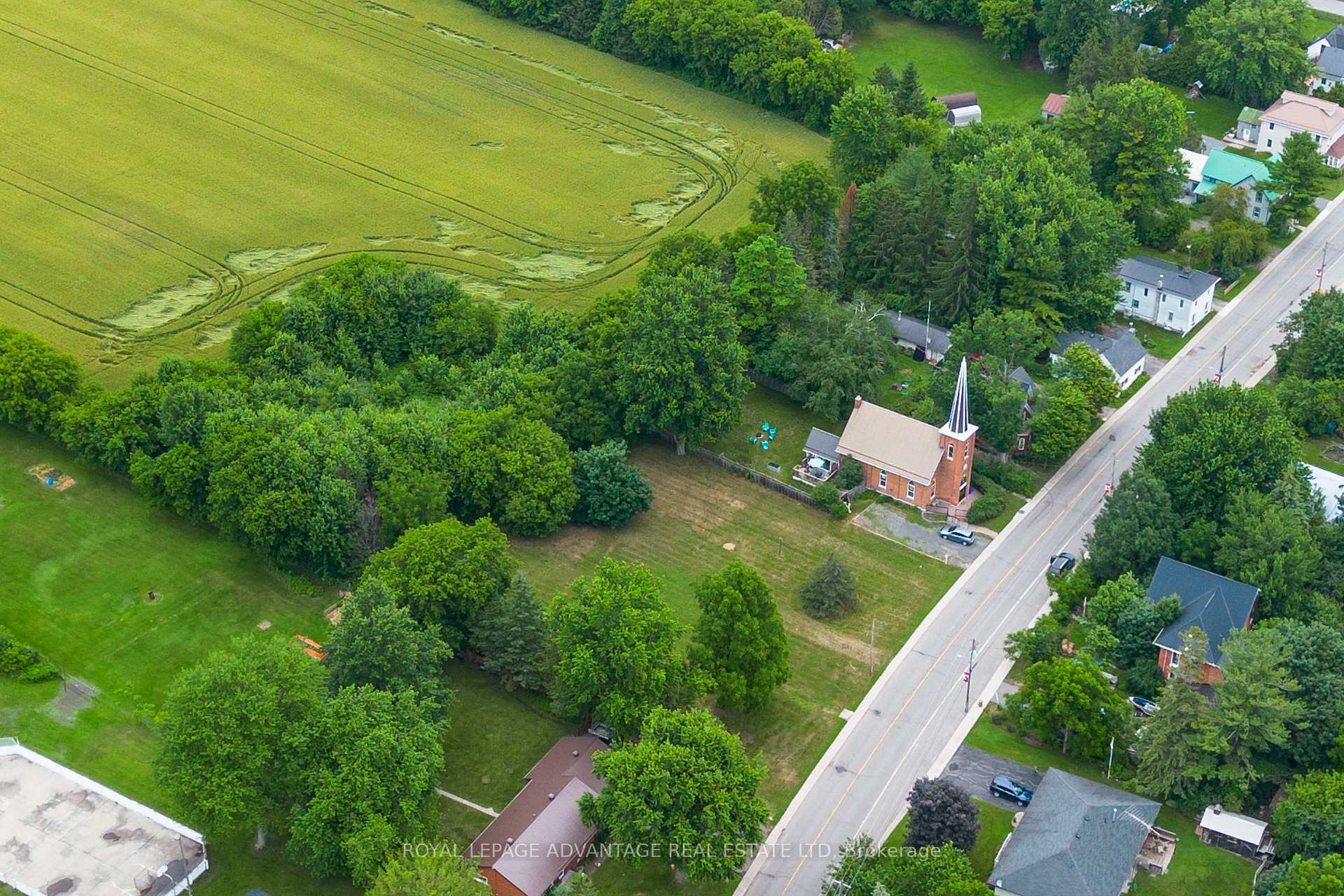 Photo 2 of 10561 Main Street, North Dundas, North Dundas (Mountain) Twp — HOMEH